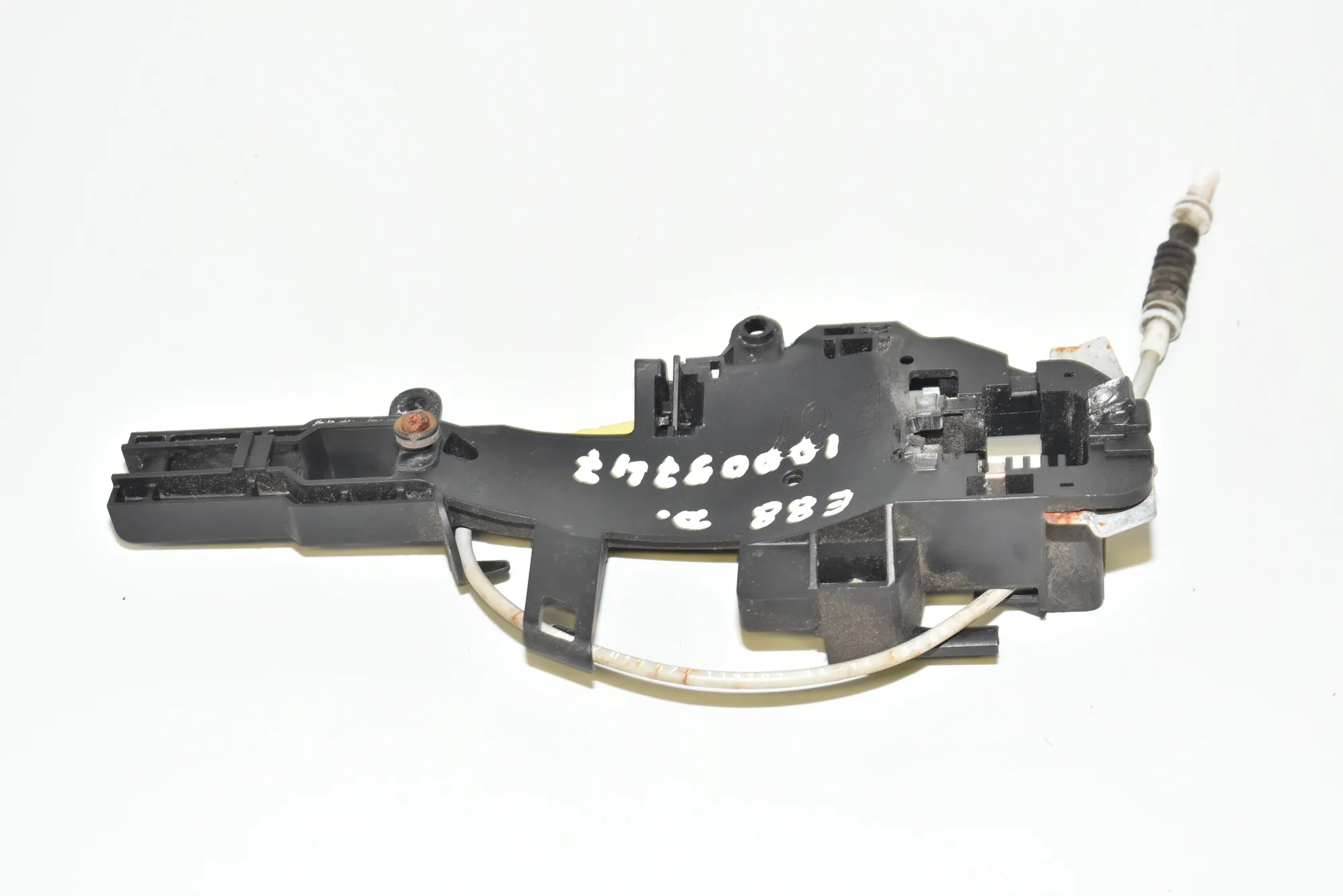 Front Right Door Interior Handle Frame – OEM 7059677 · BMW 1 Cabrio (E88) 120 d 2008