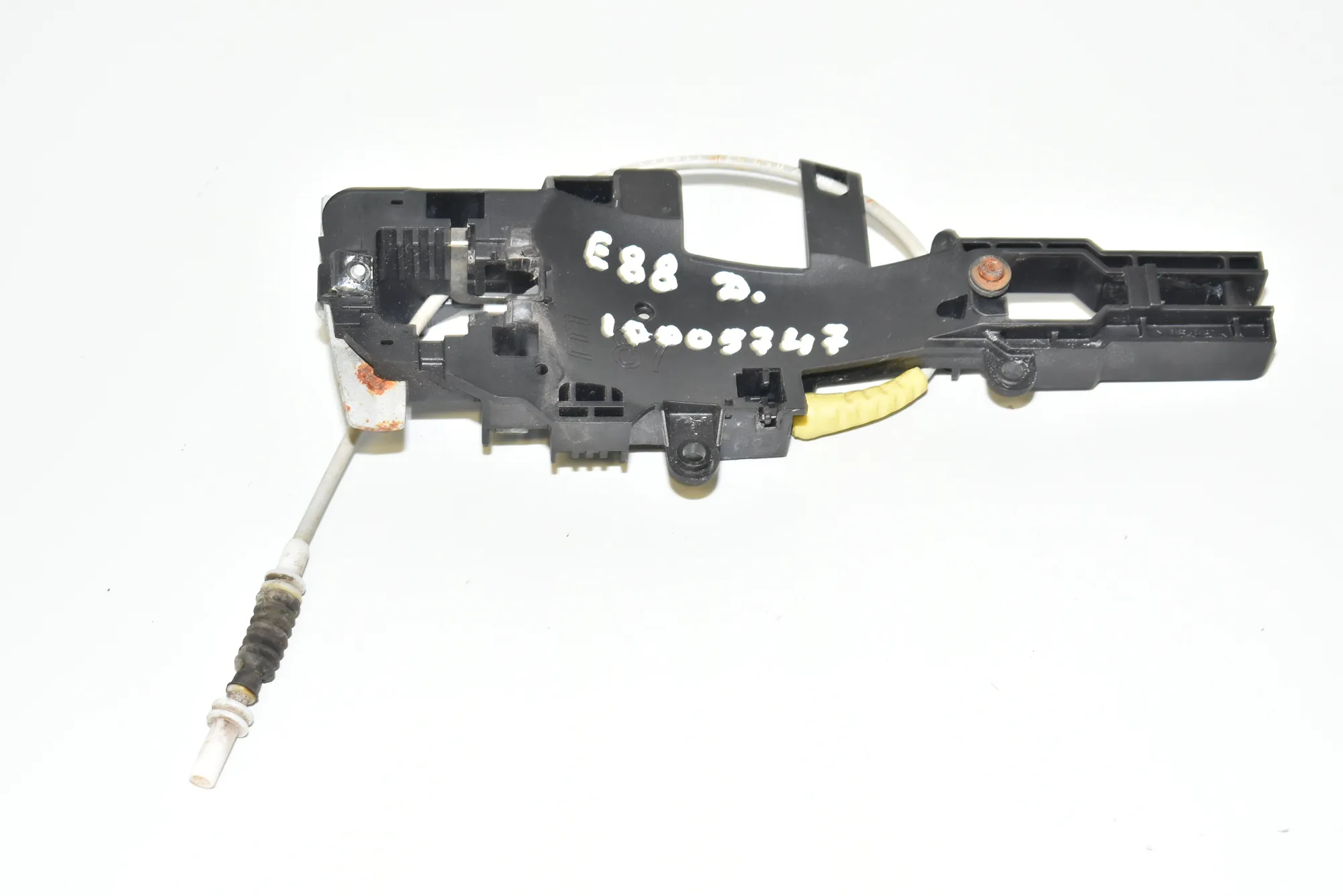 Front Right Door Interior Handle Frame – OEM 7059677 · BMW 1 Cabrio (E88) 120 d 2008 – 2