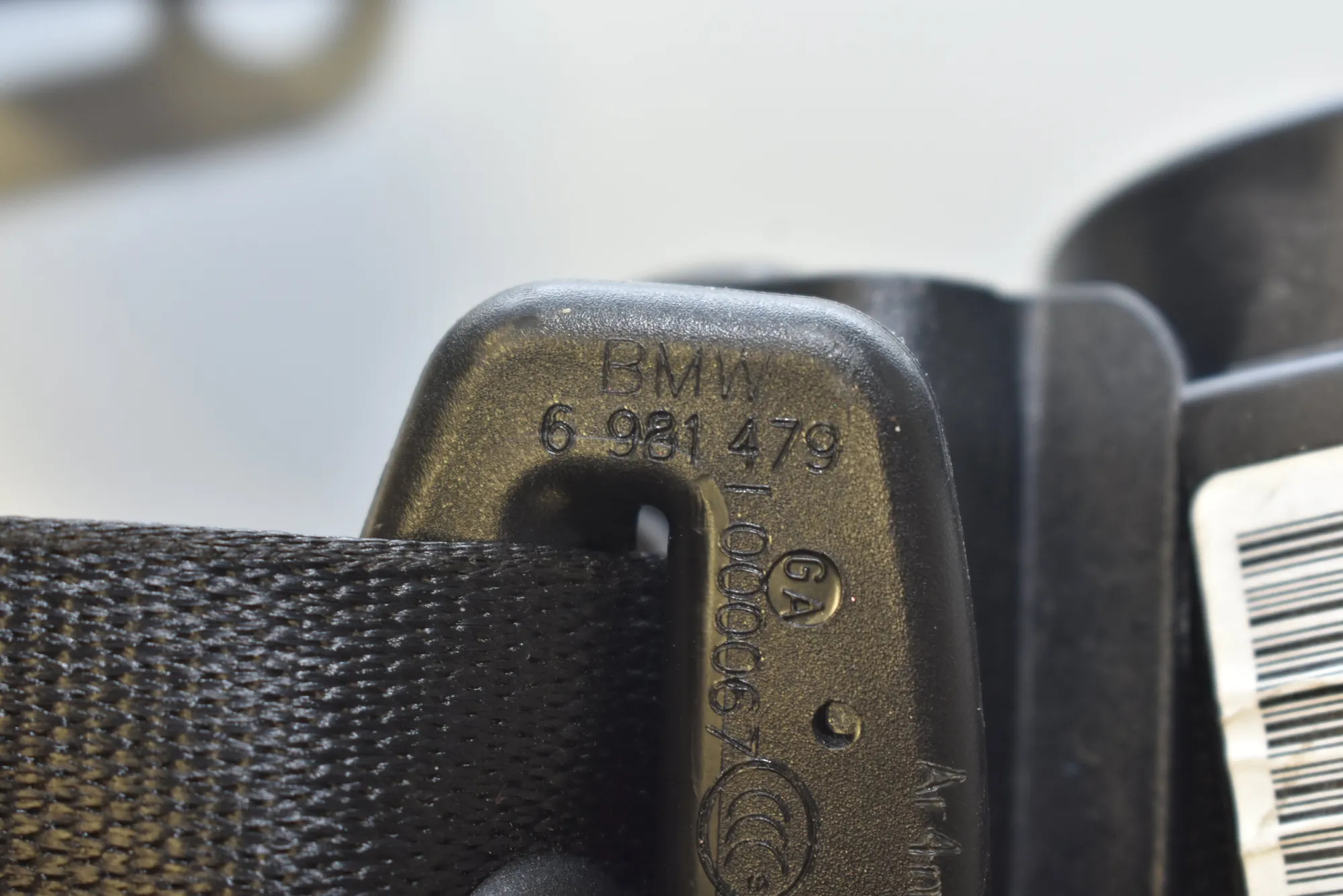 Rear Left Seatbelt – OEM 6981479 · BMW 1 Cabrio (E88) 120 d 2008 – 4