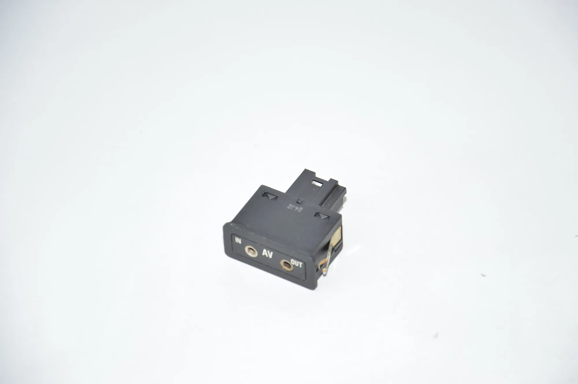 USB/AUX-In Socket Port – OEM 8368346 · BMW X5 (E53) 4.6 is 2002 – 2