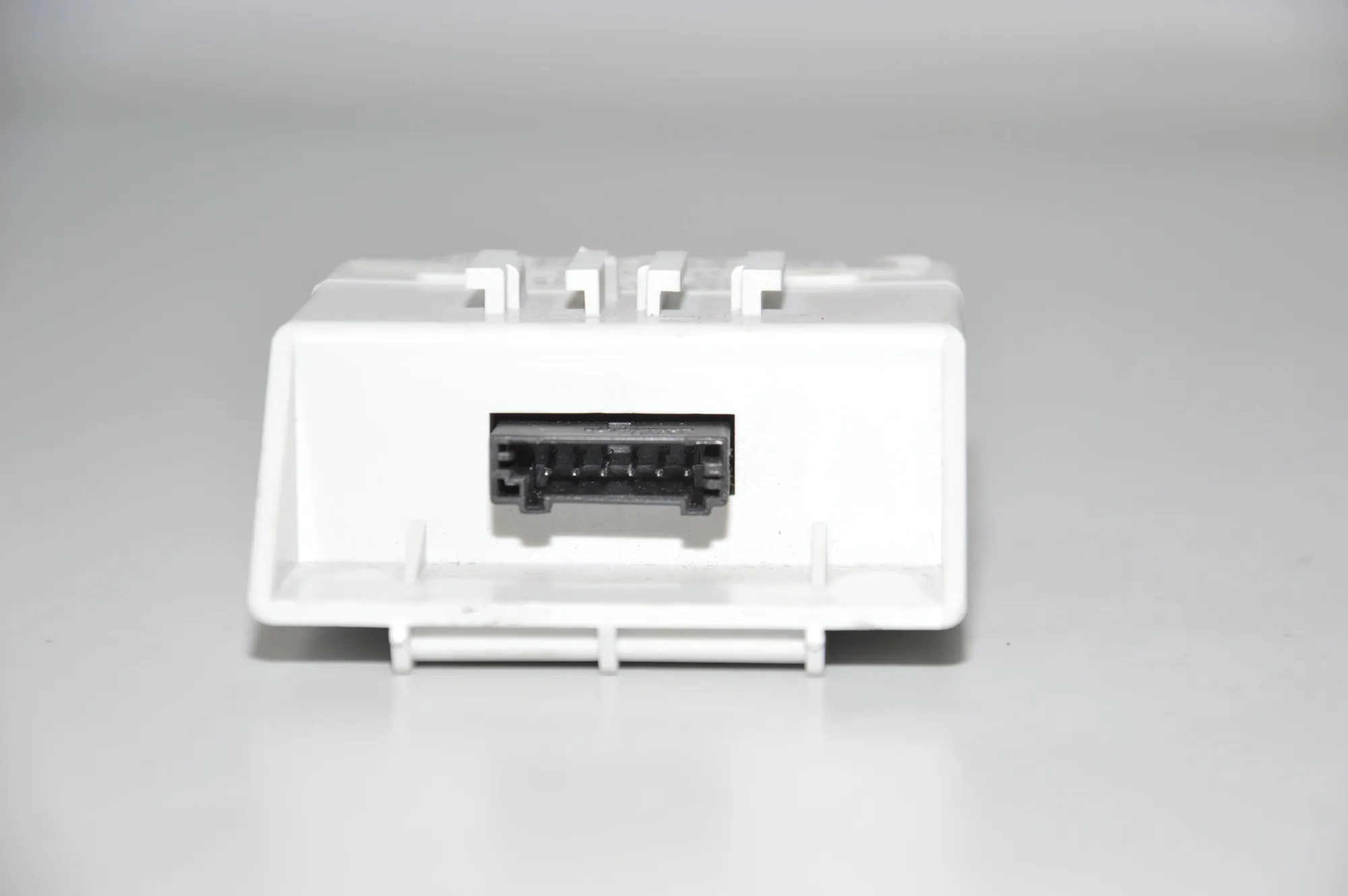 Other Control Units – OEM 8382240 · BMW X5 (E53) 4.6 is 2002 – 4