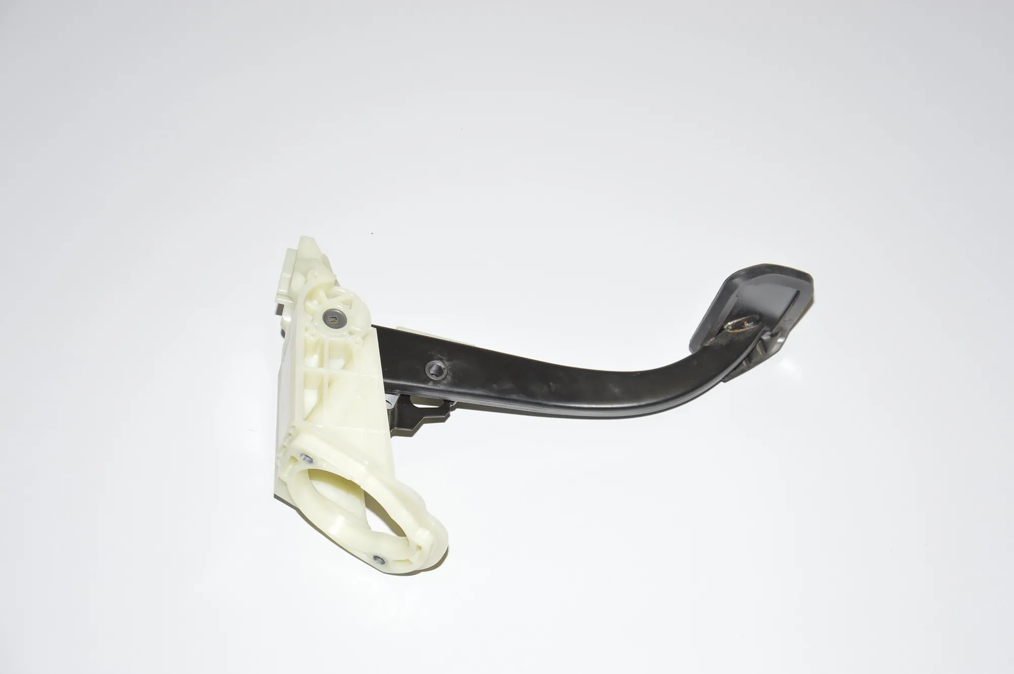 Brake Pedal – OEM 6860648 · BMW 4 Coupe (F32, F82) 435 d xDrive 2014 – 4