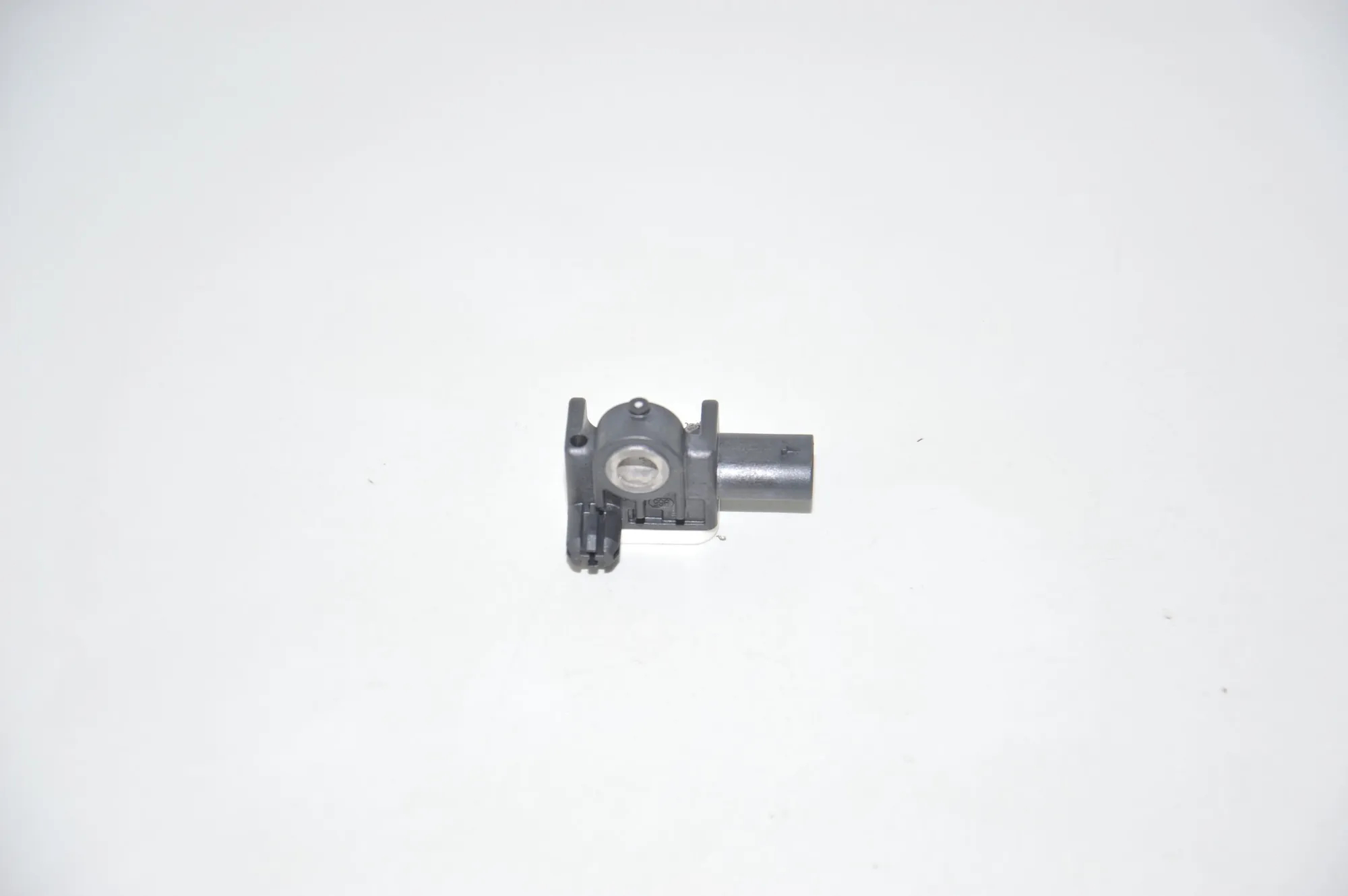 Front Left Impact Sensor – OEM 9234989 · BMW 4 Coupe (F32, F82) 435 d xDrive 2014 – 3