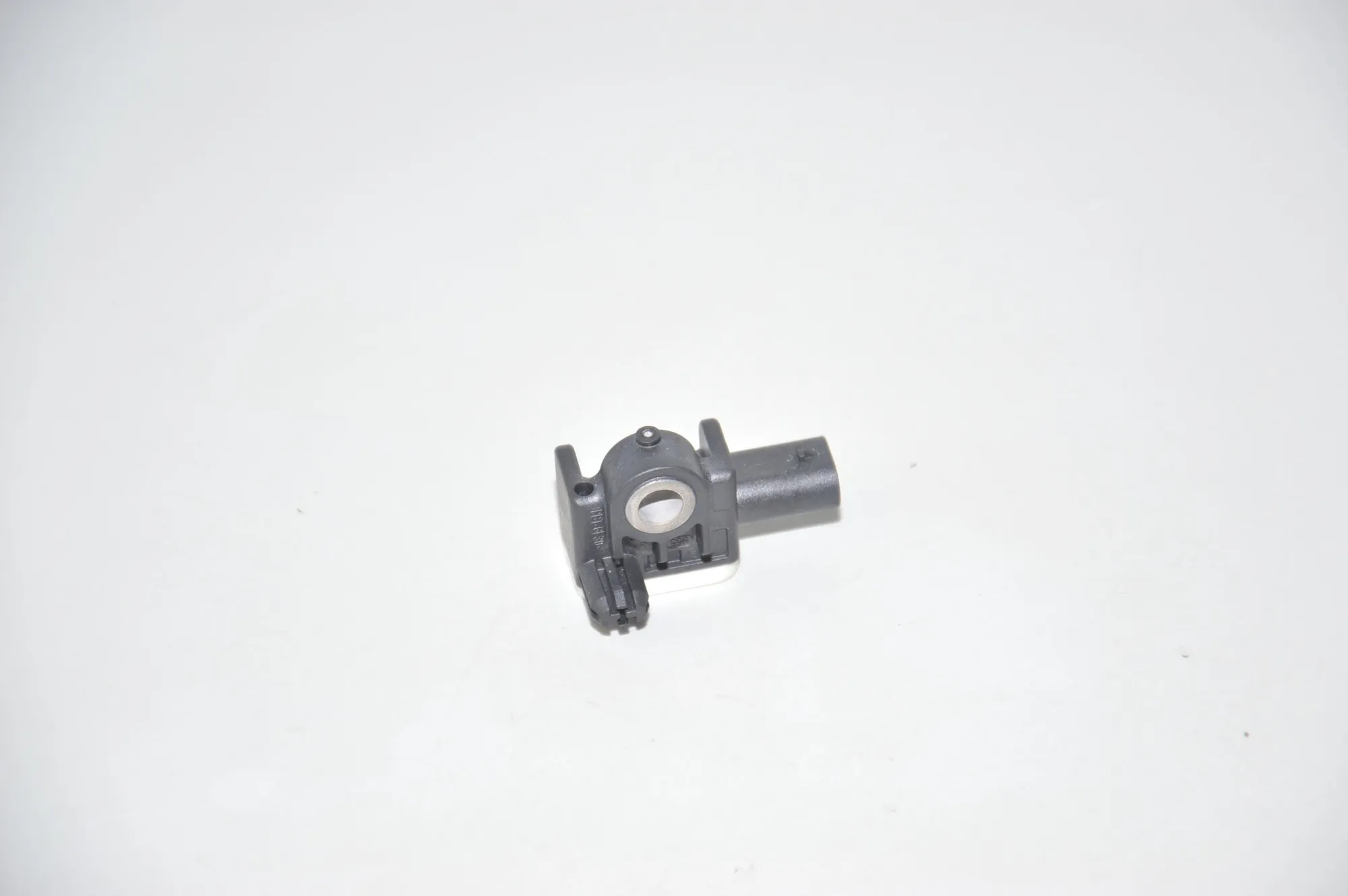 Front Right Impact Sensor – OEM 9234989 · BMW 4 Coupe (F32, F82) 435 d xDrive 2014