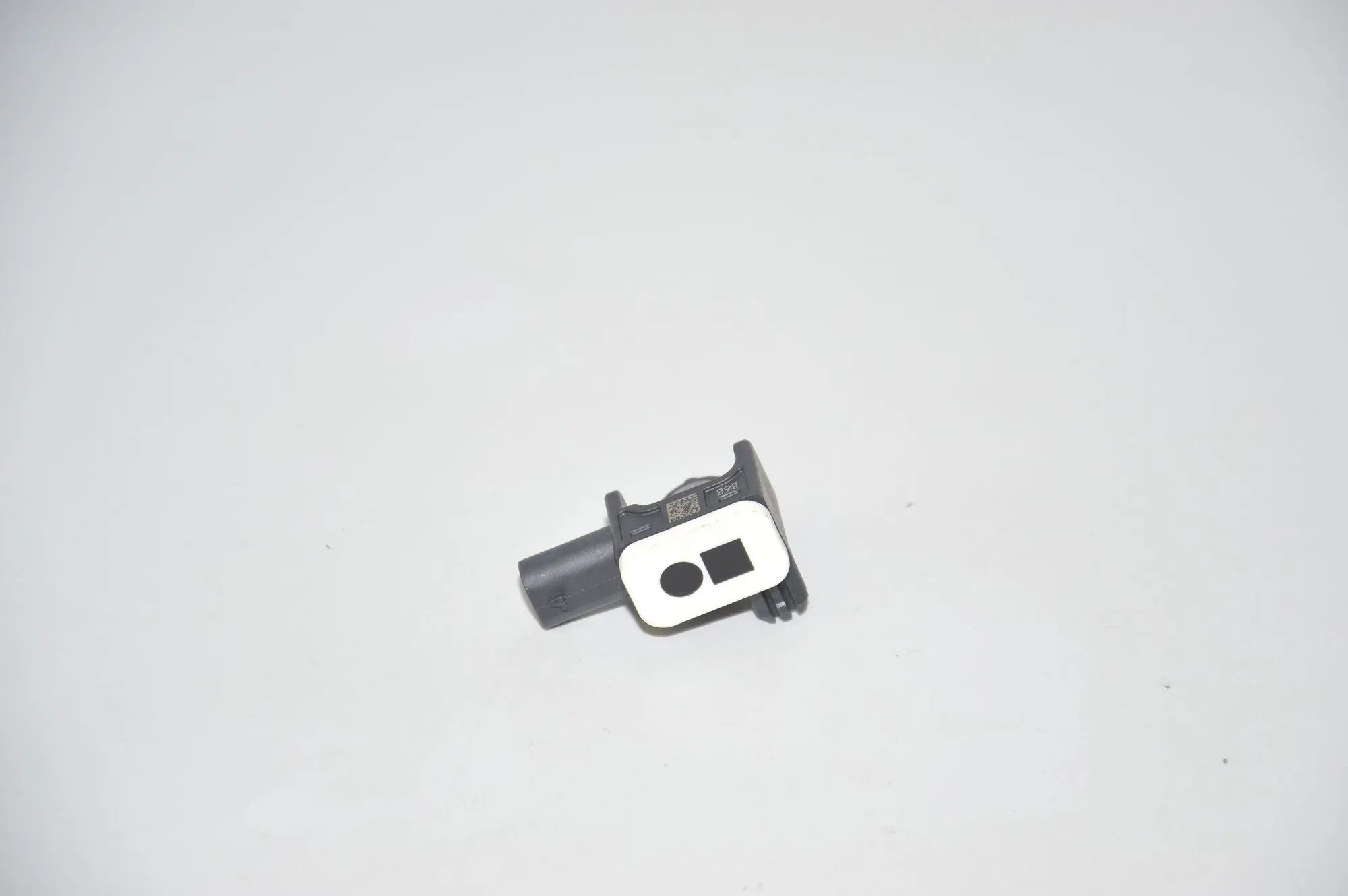 Front Right Impact Sensor – OEM 9234989 · BMW 4 Coupe (F32, F82) 435 d xDrive 2014 – 3