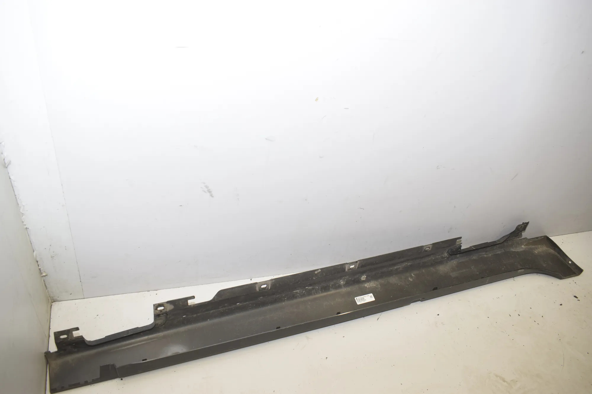 Left Side Plastic Sideskirt Cover – OEM 7403805 · BMW 2 Gran Tourer (F46) 216 i 2018 – 2