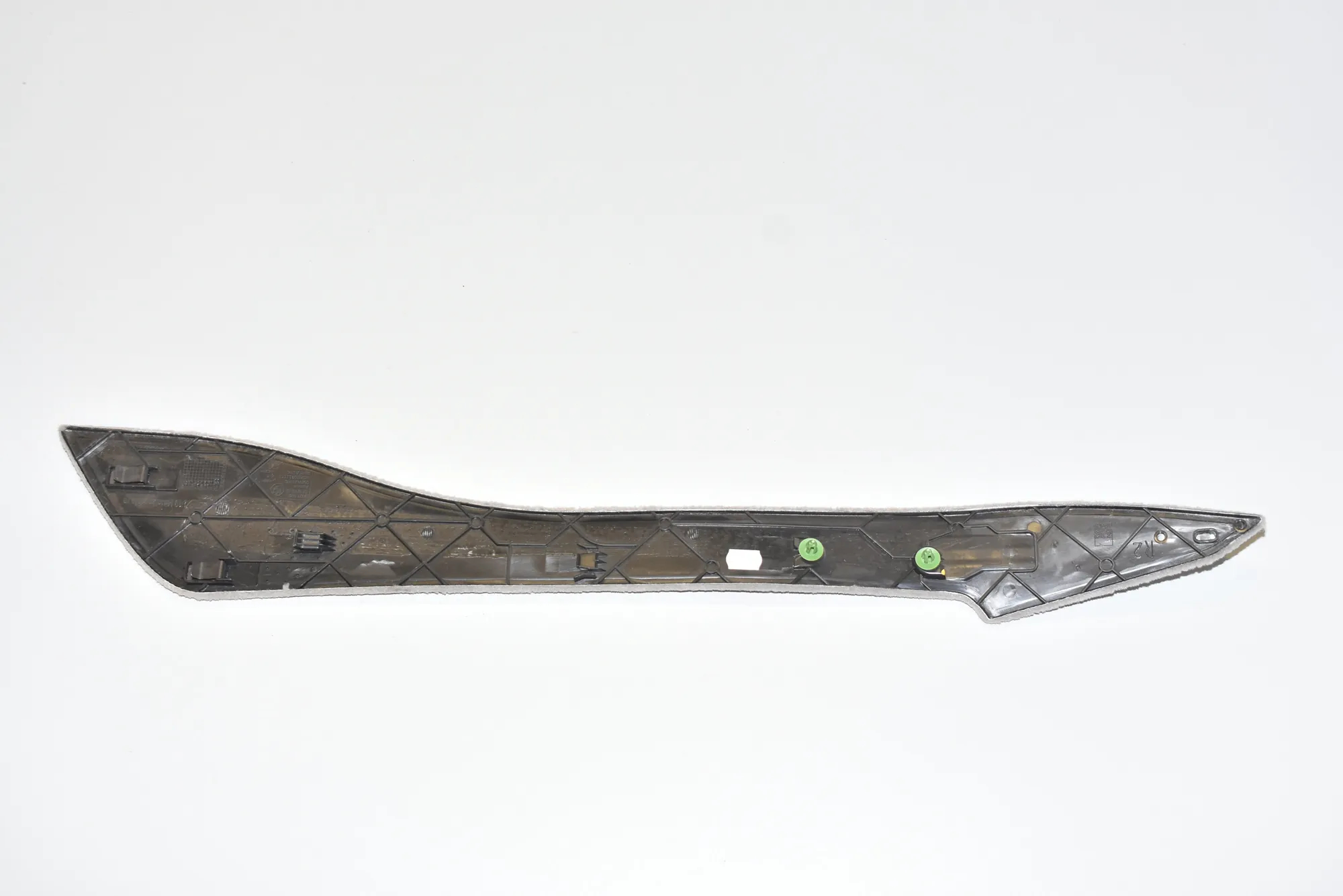 Center Console Trim – OEM 9171568 · BMW 5 Touring (F11) BMW 5 Touring (F11) 520 d 2012 – 2