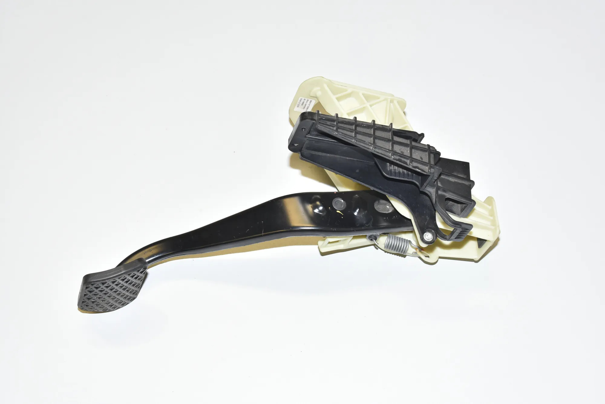 Brake Pedal – OEM 6775368 · BMW 5 Touring (F11) BMW 5 Touring (F11) 520 d 2012