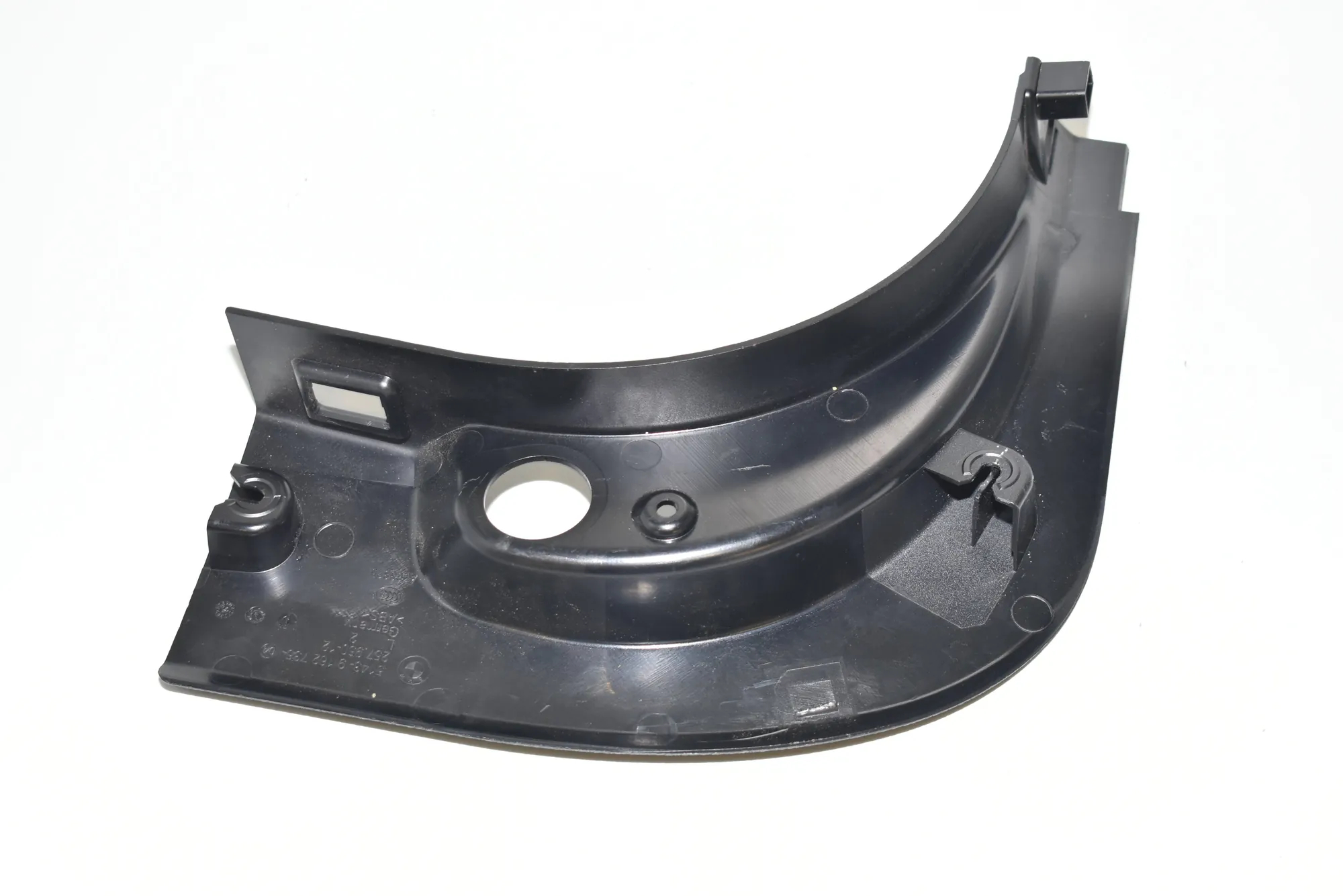 Front Left Interior Step Trim – OEM 9162735 · BMW 5 Touring (F11) BMW 5 Touring (F11) 520 d 2012 – 3