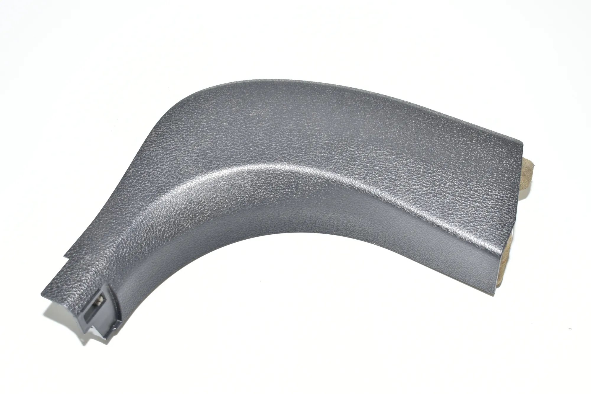 Front Right Interior Step Trim – OEM 9162736 · BMW 5 Touring (F11) BMW 5 Touring (F11) 520 d 2012 – 2