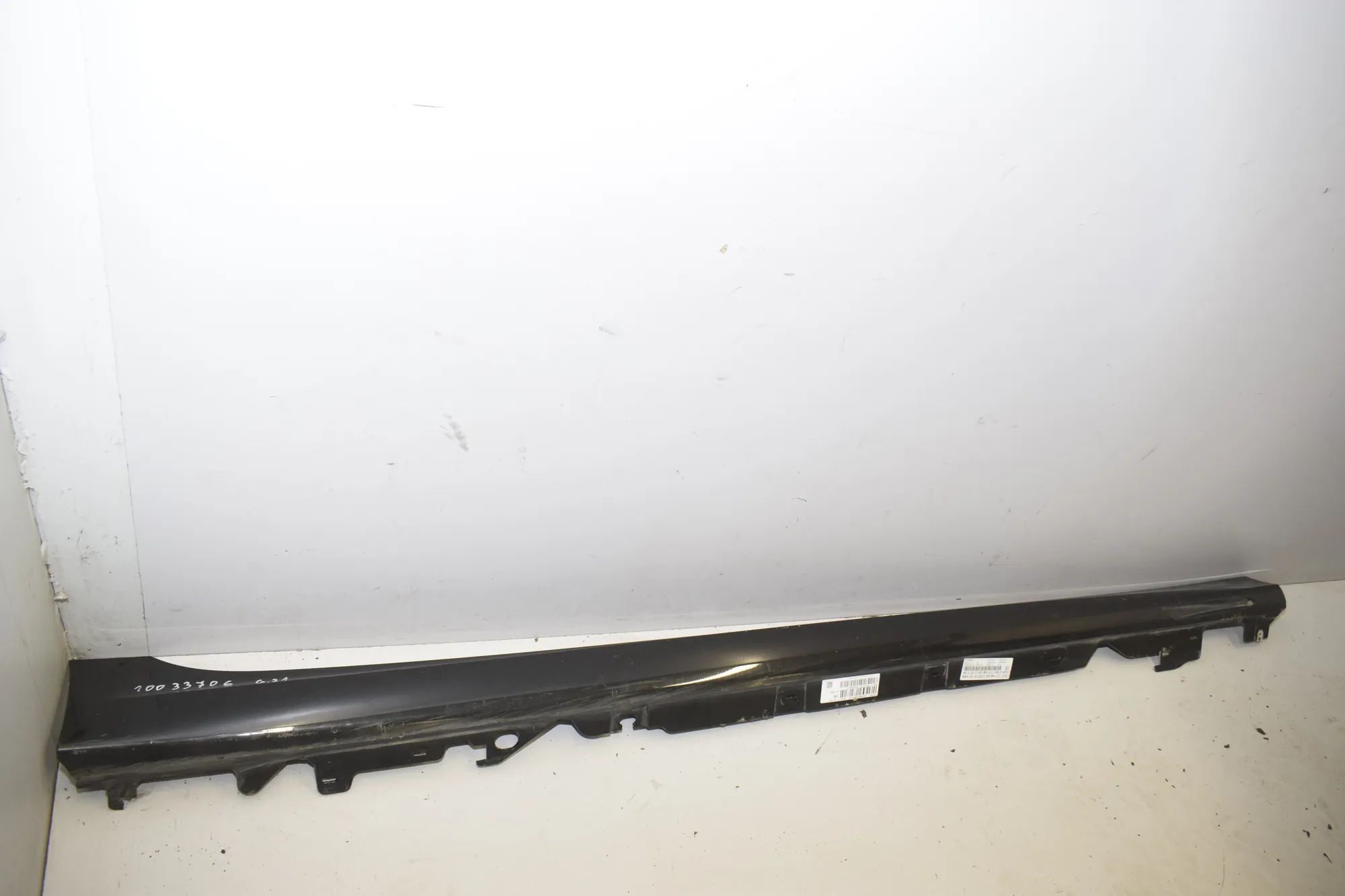 Right Side Plastic Sideskirt Cover – OEM 8099910 · BMW 3 Touring (G21) (2019 - -) 320 i 2023 – 2