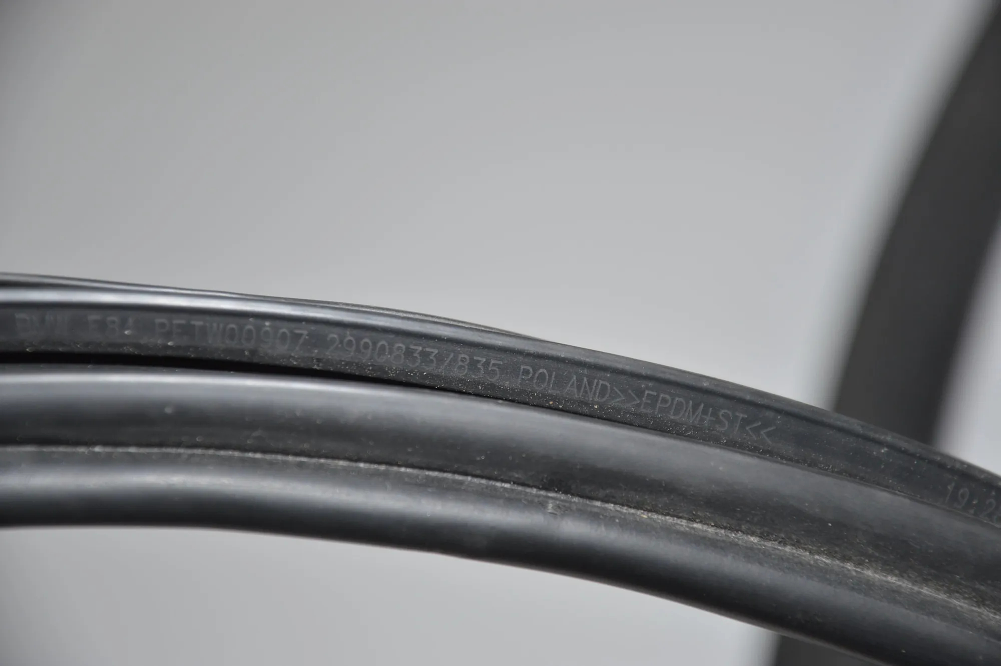 Rear Left Door Seal Rubber – OEM 2990835 · BMW X1 (E84) BMW X1 (E84) xDrive 20 d 2011 – 5