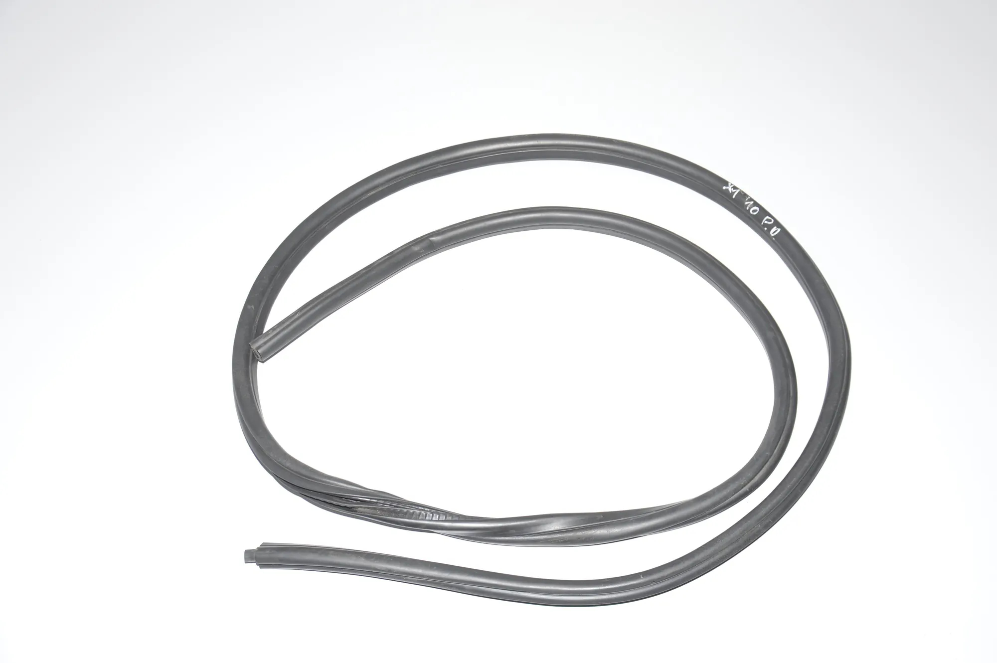 Rear Right Door Seal Rubber – OEM 2990835 · BMW X1 (E84) xDrive 20 d 2010 – 4