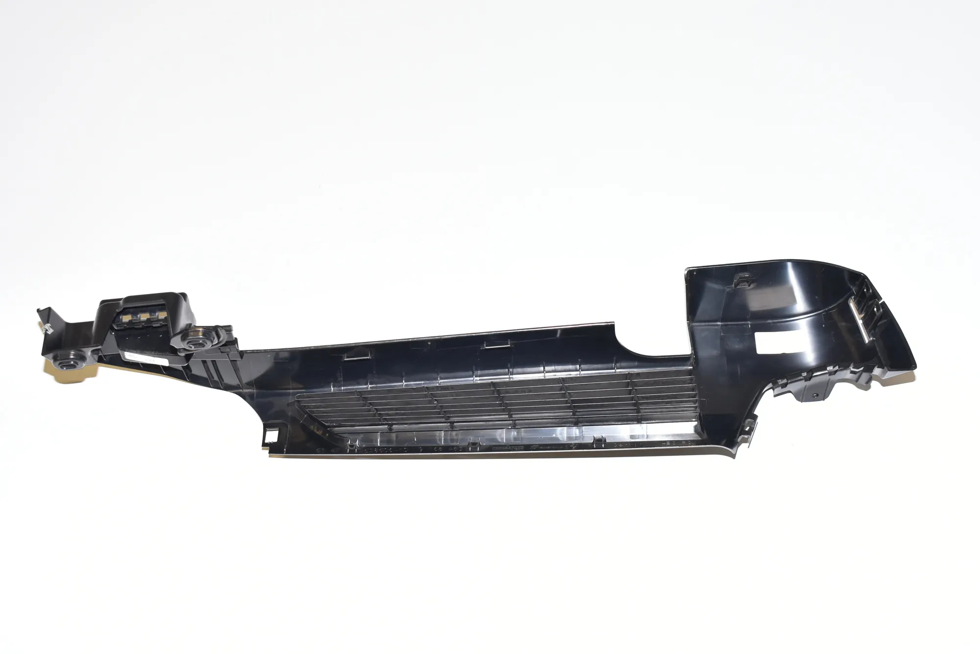 Trunk Boot Trim – OEM 9200693 · BMW 5 Touring (F11) BMW 5 Touring (F11) 520 d 2013 – 4