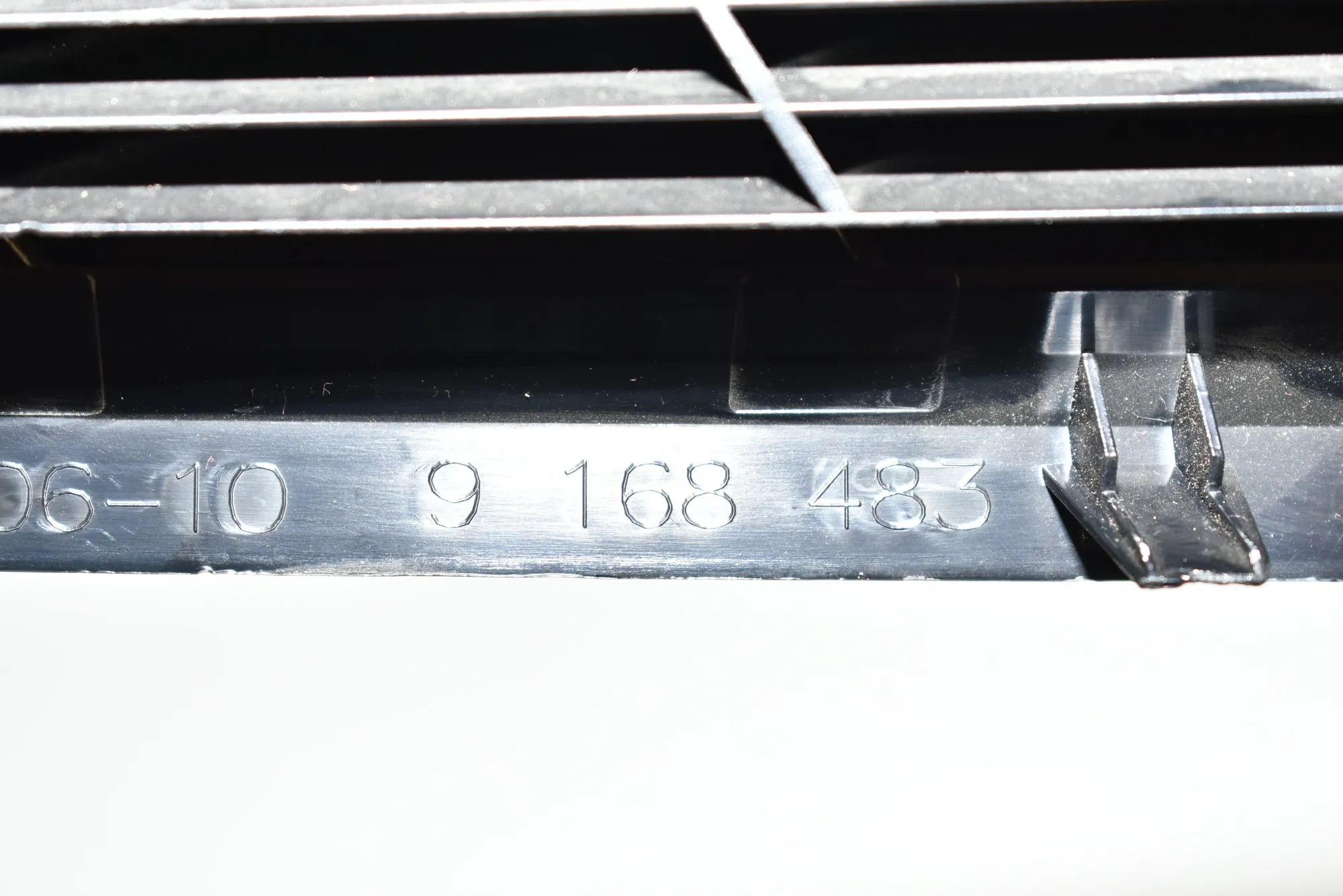 Trunk Boot Trim – OEM 9200693 · BMW 5 Touring (F11) BMW 5 Touring (F11) 520 d 2013 – 5