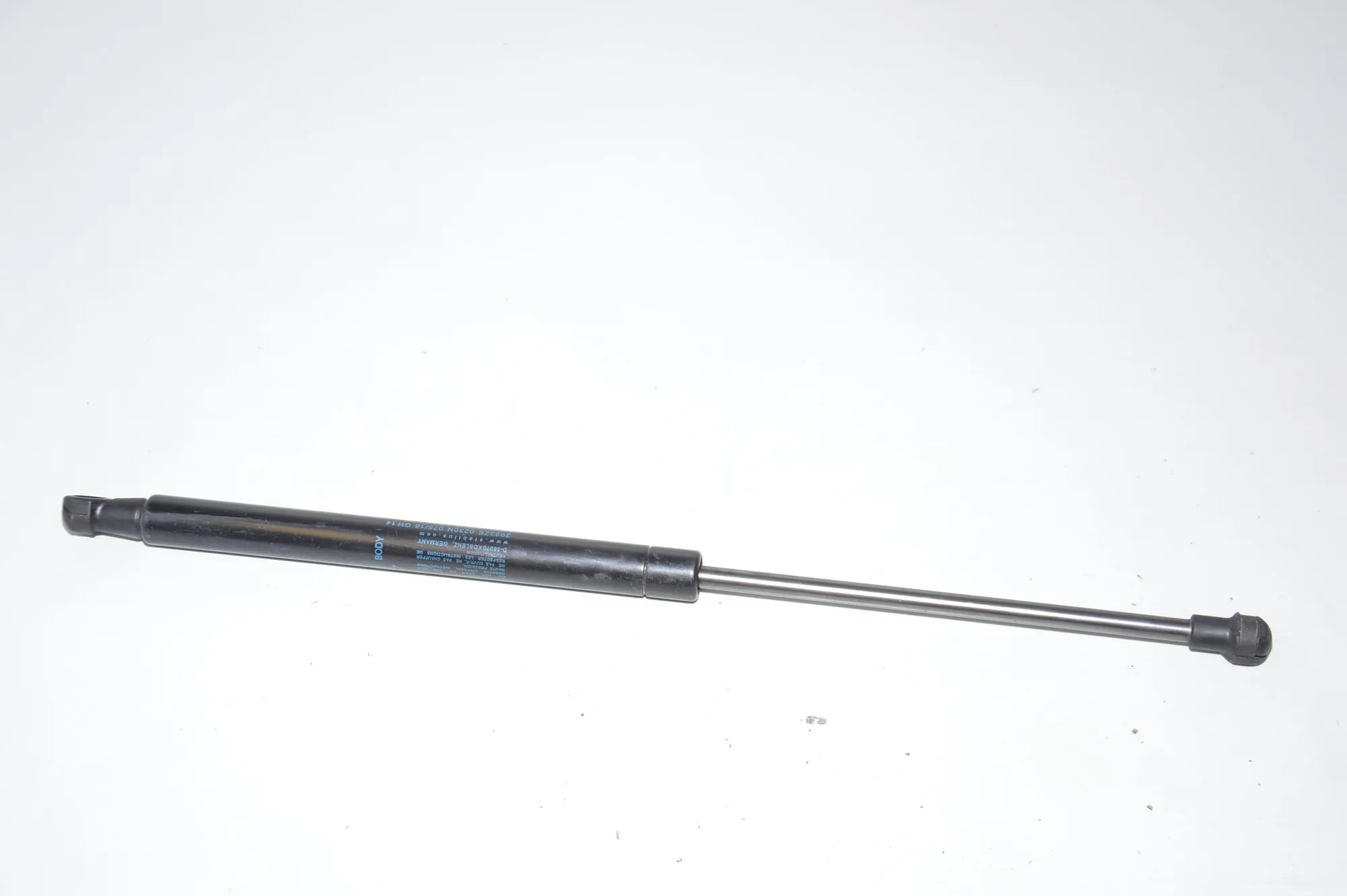Front Right Bonnet Strut – OEM 8H22-16E610-AA · LAND ROVER DISCOVERY IV (L319) LAND ROVER DISCOVERY IV (L319) 3.0 TD 4x4 2012 – 2