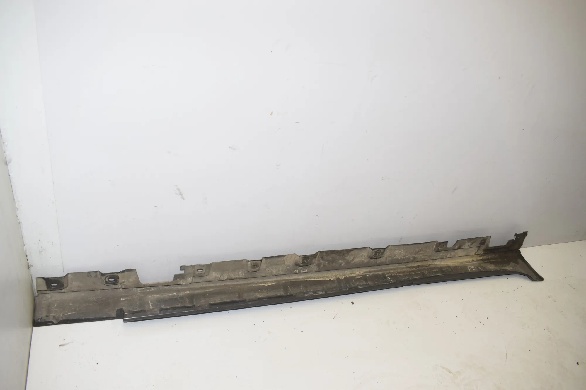 Left Side Sideskirt – OEM 7320771 · BMW 5 Touring (F11) 530 d xDrive 2011 – 3
