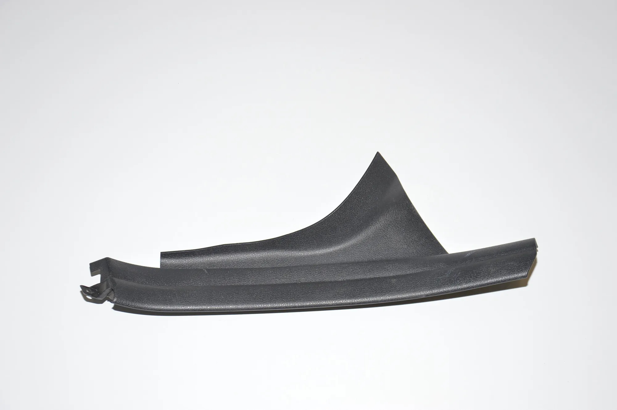 Rear Right Sill Trim – OEM 7352122 · BMW 5 Touring (F11) BMW 5 Touring (F11) 525 d 2012
