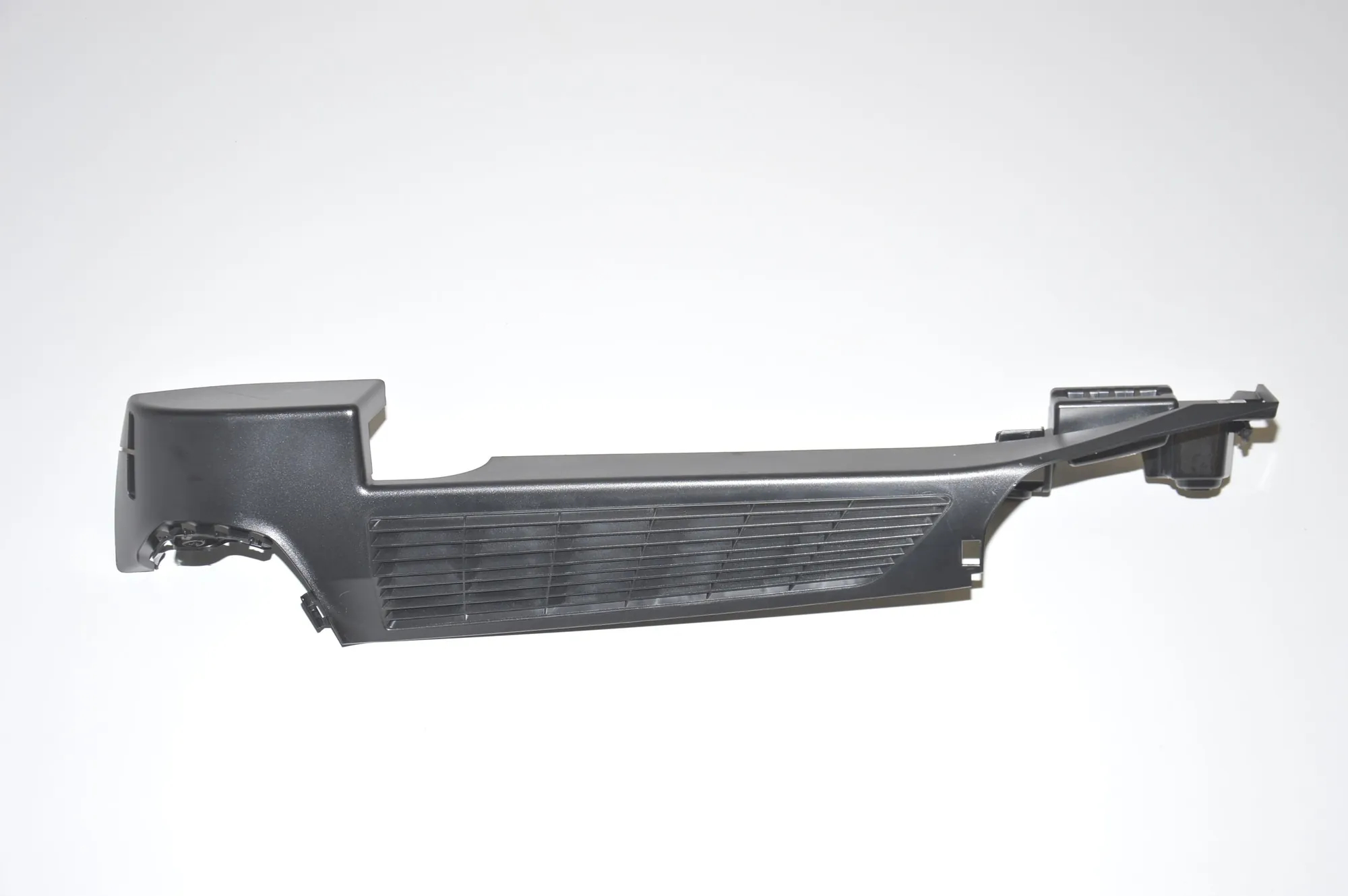 Trunk Boot Trim – OEM 9168483 · BMW 5 Touring (F11) BMW 5 Touring (F11) 520 d 2014
