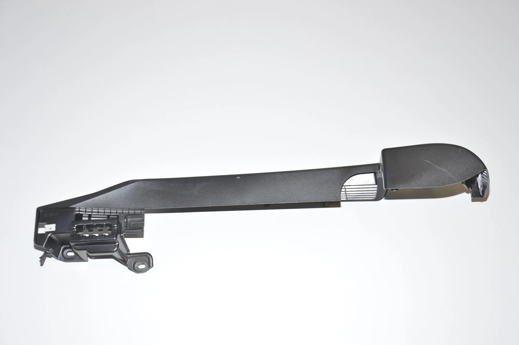 Trunk Boot Trim – OEM 9168483 · BMW 5 Touring (F11) BMW 5 Touring (F11) 520 d 2014 – 4