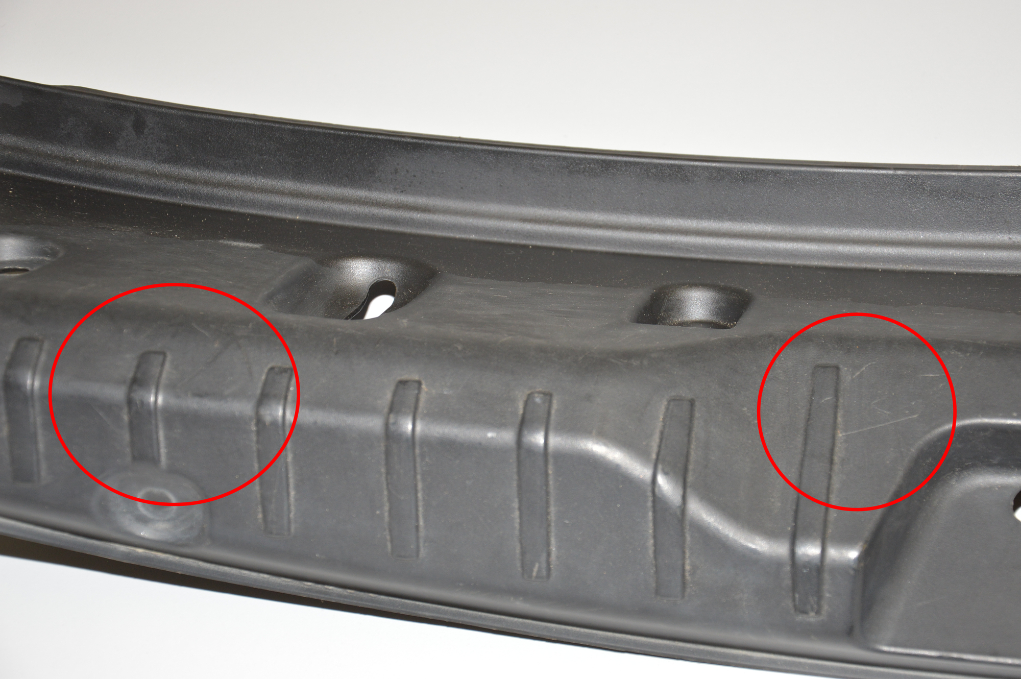 Trunk Boot Lock Trim – OEM 7227535 · BMW 5 (F10) BMW 5 (F10) 520 d 2011 – 2