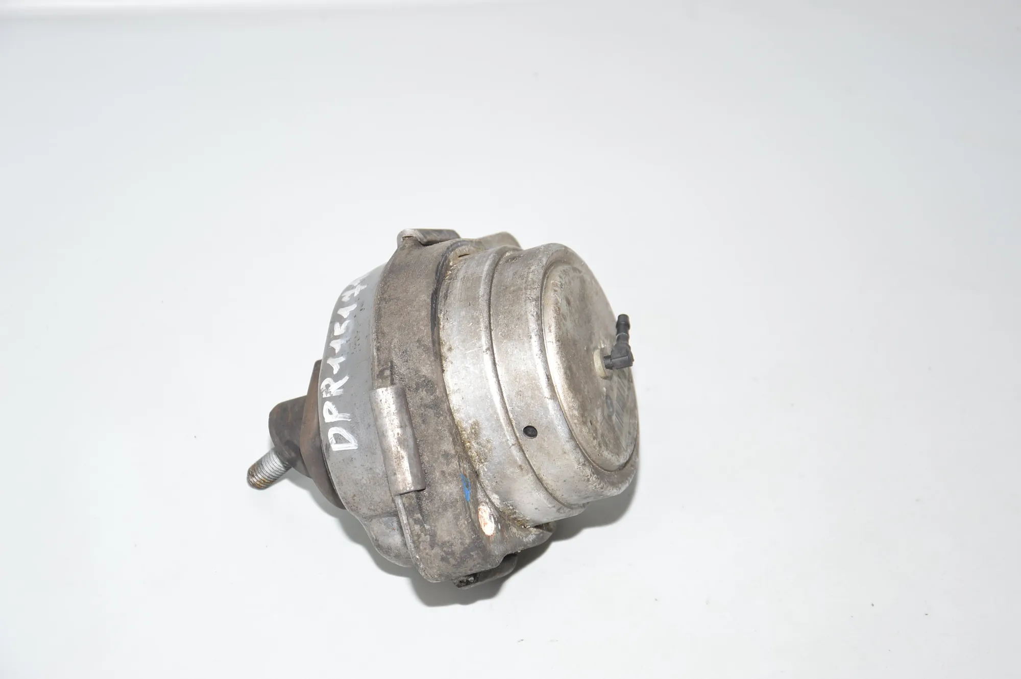 Right Side Engine Mount – OEM 6758444 · BMW X5 (E53) 3.0 d 2004 – 4
