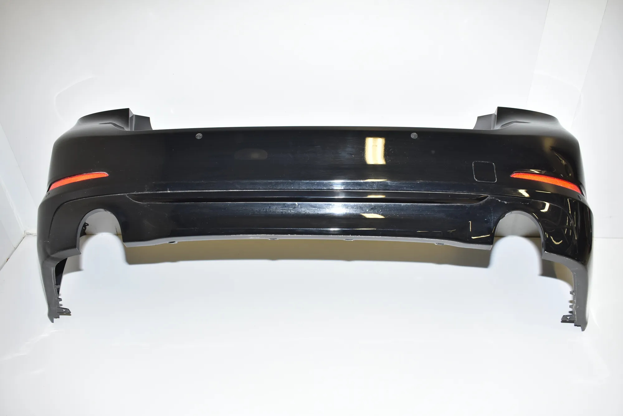 Rear Bumper · BMW 5 (G30) BMW 5 (G30) 530 i 2019