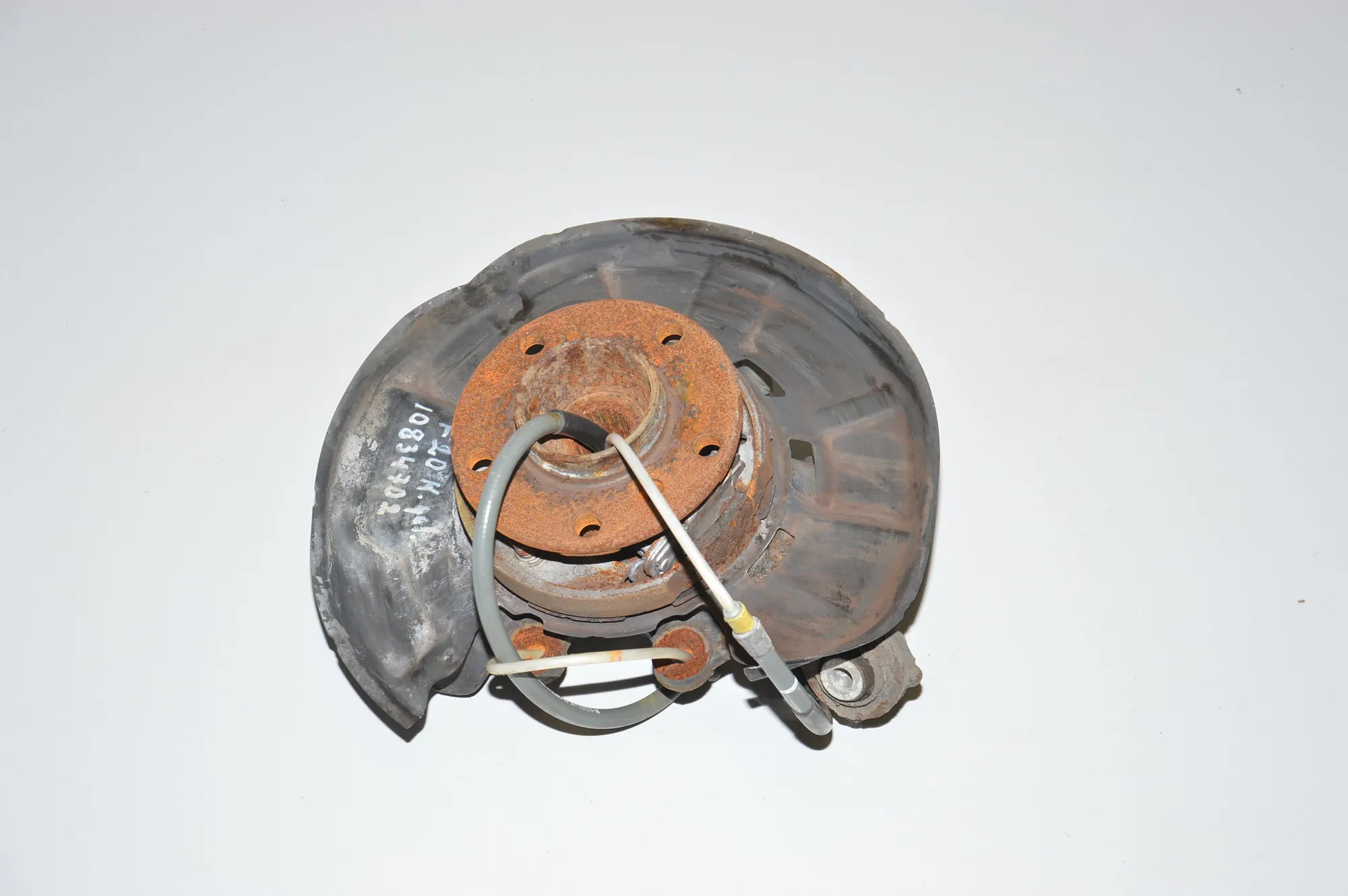 Rear Left Wheel Hub Spindle – OEM 0000019773 · BMW 1 (F20) 118 d 2011 – 2
