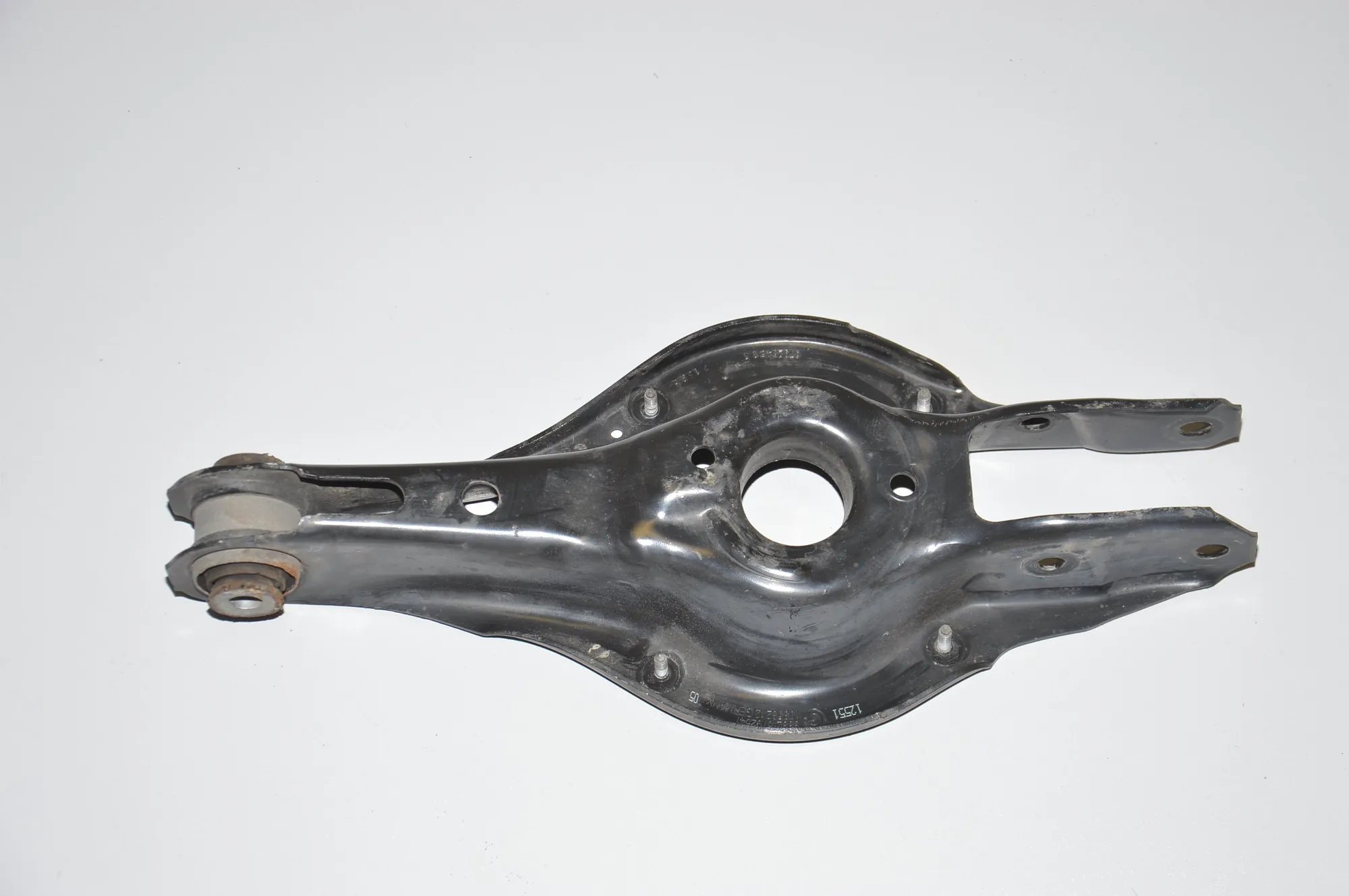 Rear Left Lower Control Arm – OEM 6792541 · BMW 1 (F20) 118 d 2011