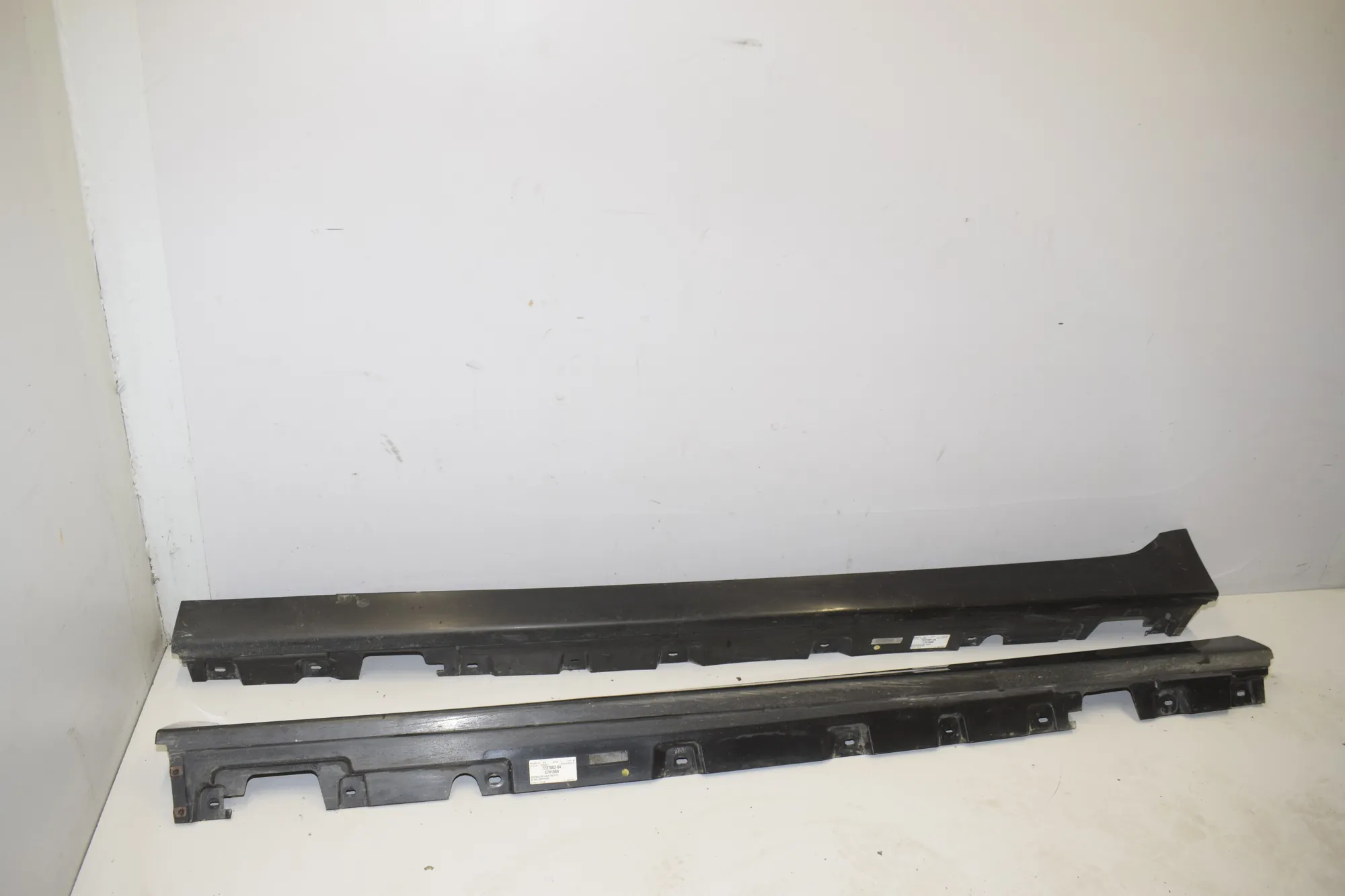 Sideskirt Kit – OEM 7237082 · BMW 5 Touring (F11) 530 d xDrive 2011 – 2