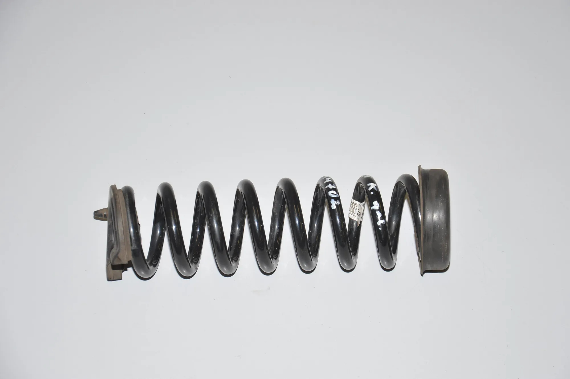 Rear Left Coil Spring – OEM 6851928 · BMW 1 (F20) 118 d 2011 – 2