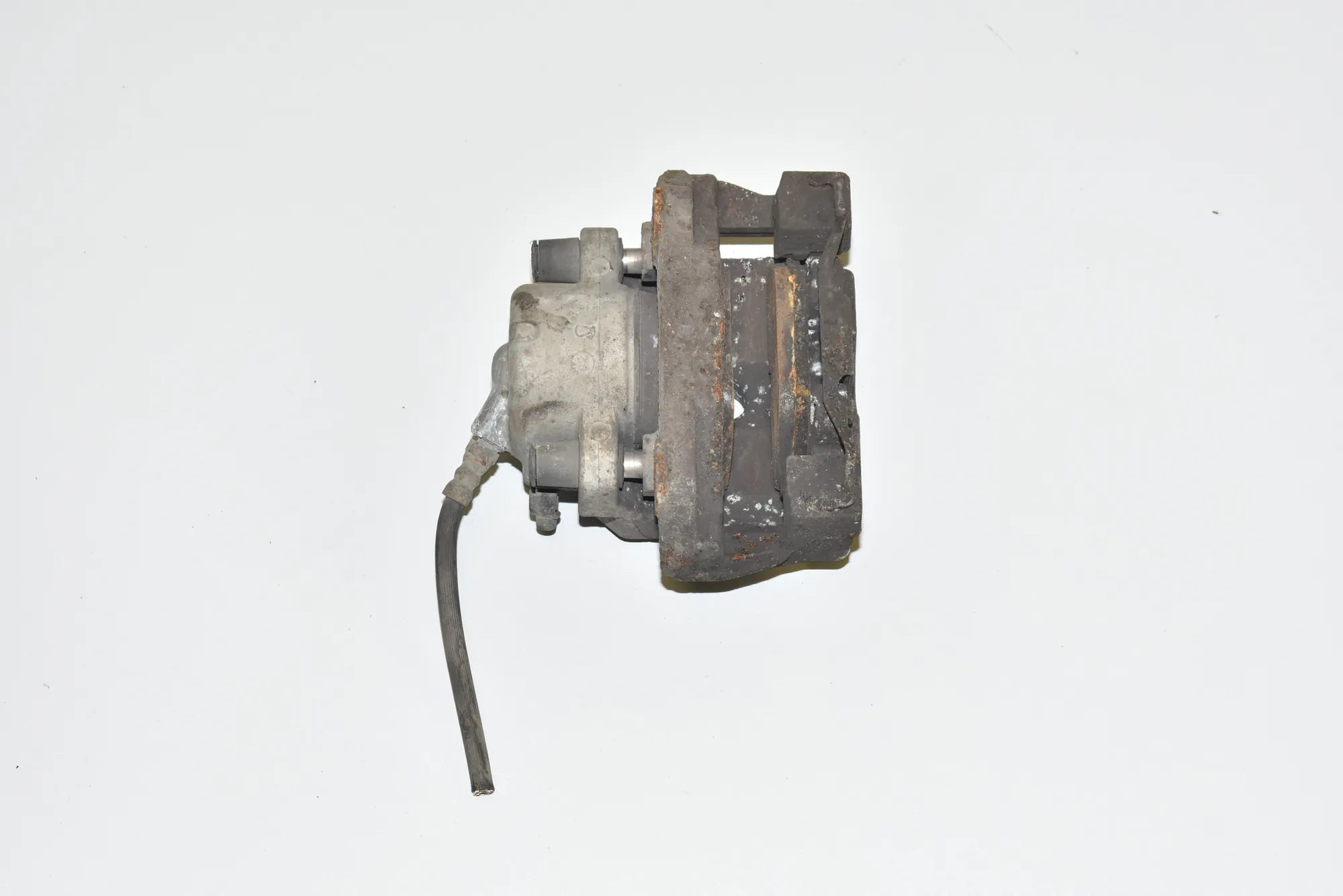 Front Right Brake Caliper · BMW 5 Touring (E39) 525 d 2002 – 3
