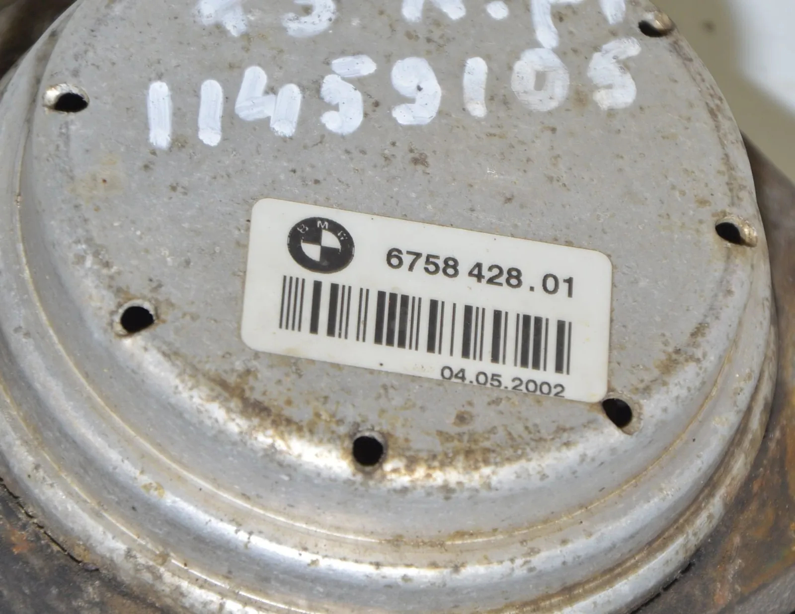 Left Side Engine Mount – OEM 6758428 · BMW X5 (E53) 4.6 is 2002 – 5