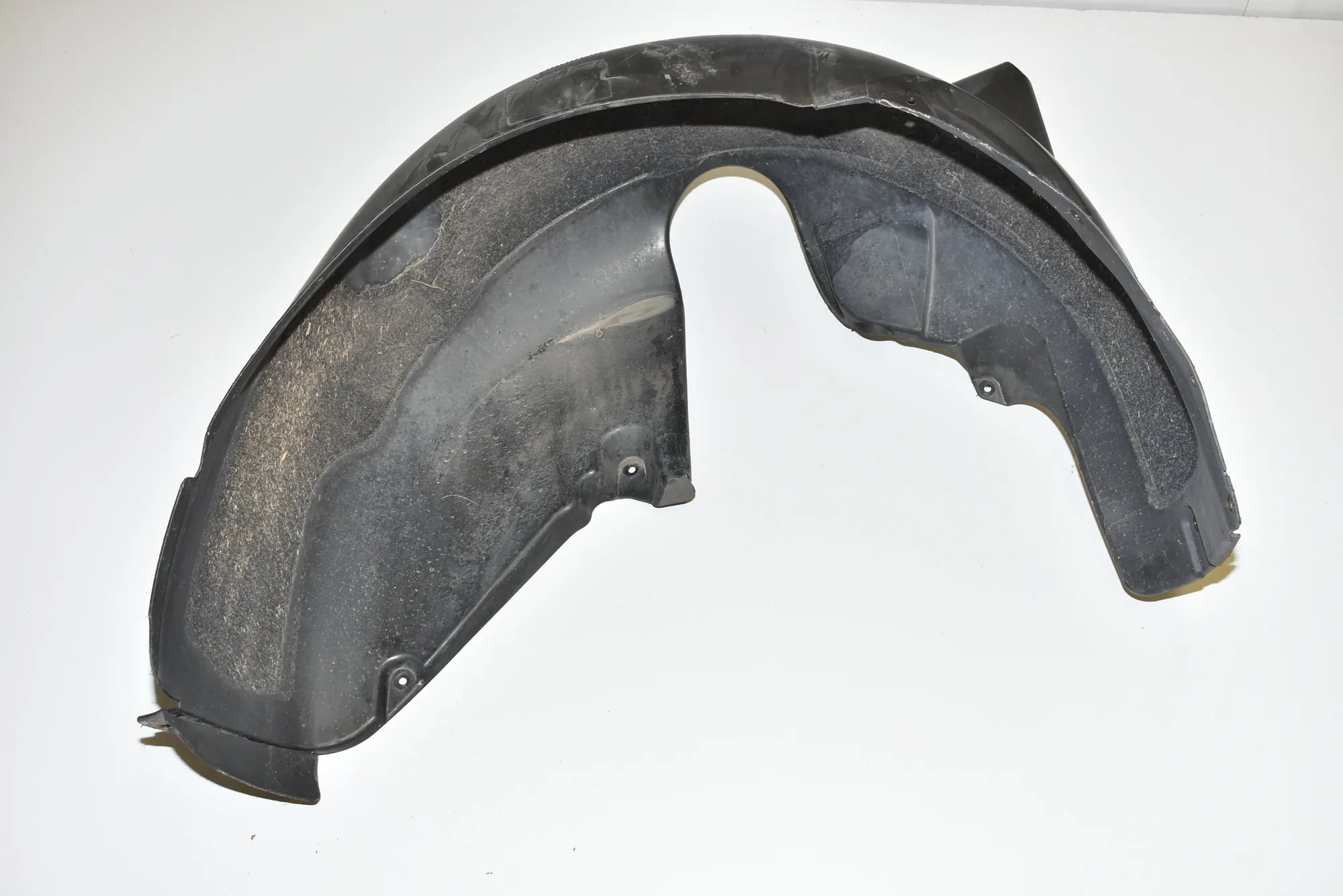 Rear Left Arch Liner – OEM 7033751 · BMW 5 (E60) 535 d 2006 – 2