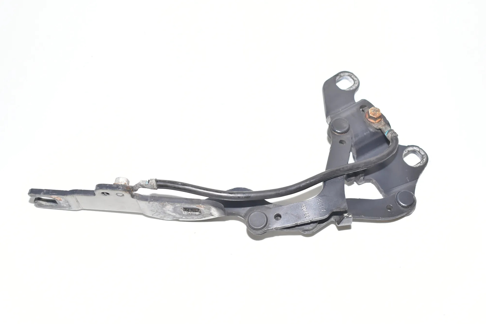 Front Left Bonnet Hinge – OEM 7115263 · BMW 3 Touring (E91) BMW 3 Touring (E91) 320 d 2010