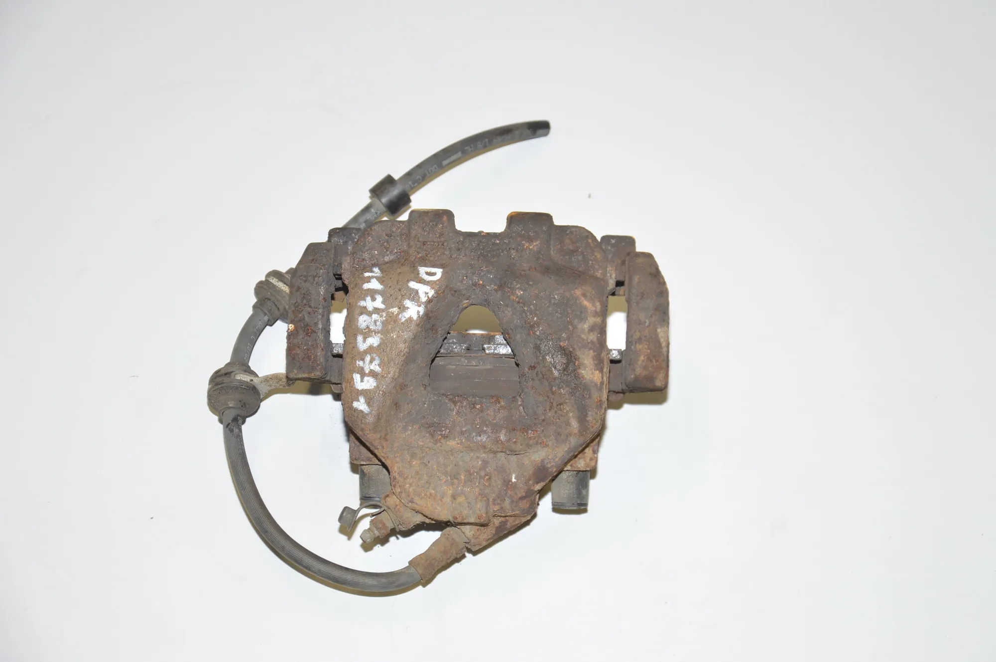 Front Right Brake Caliper · BMW X1 (E84) sDrive 20 d 2009 – 4