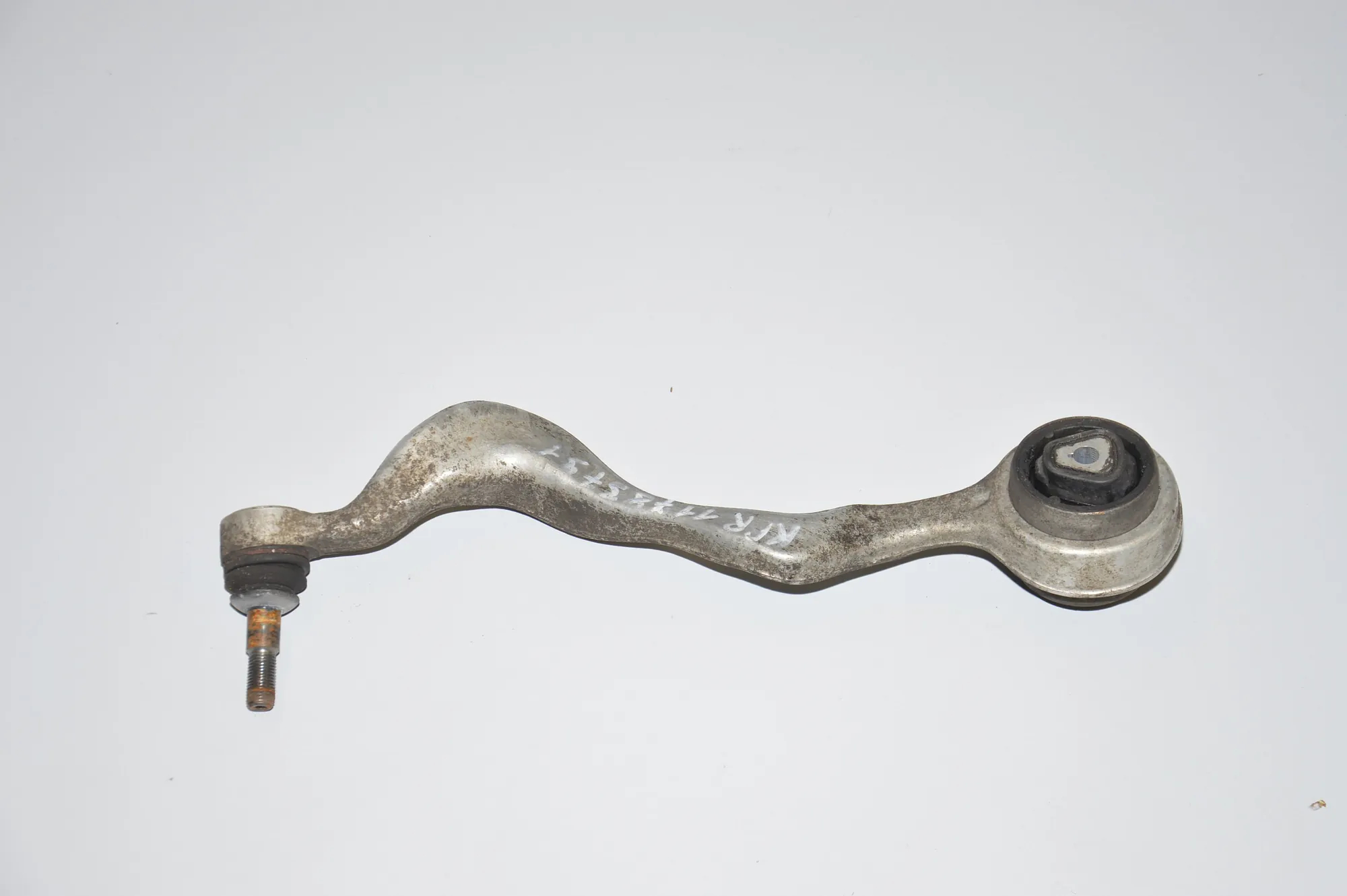 Front Left Curved Control Arm – OEM 2409599 · BMW X1 (E84) sDrive 20 d 2009 – 3