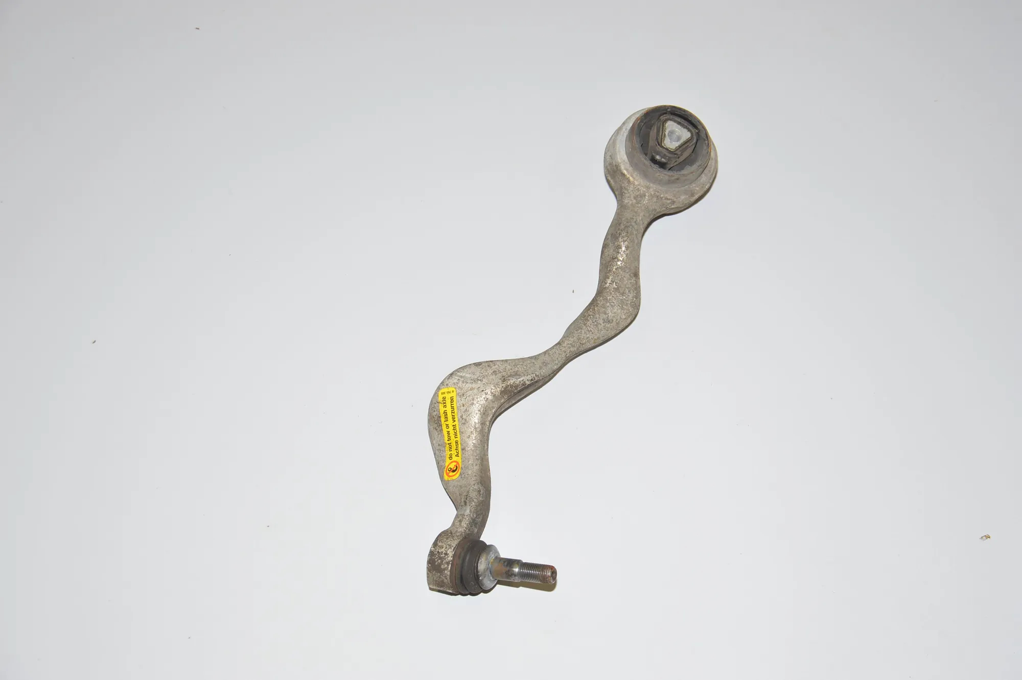 Front Right Curved Control Arm – OEM 2409598 · BMW X1 (E84) sDrive 20 d 2009 – 4