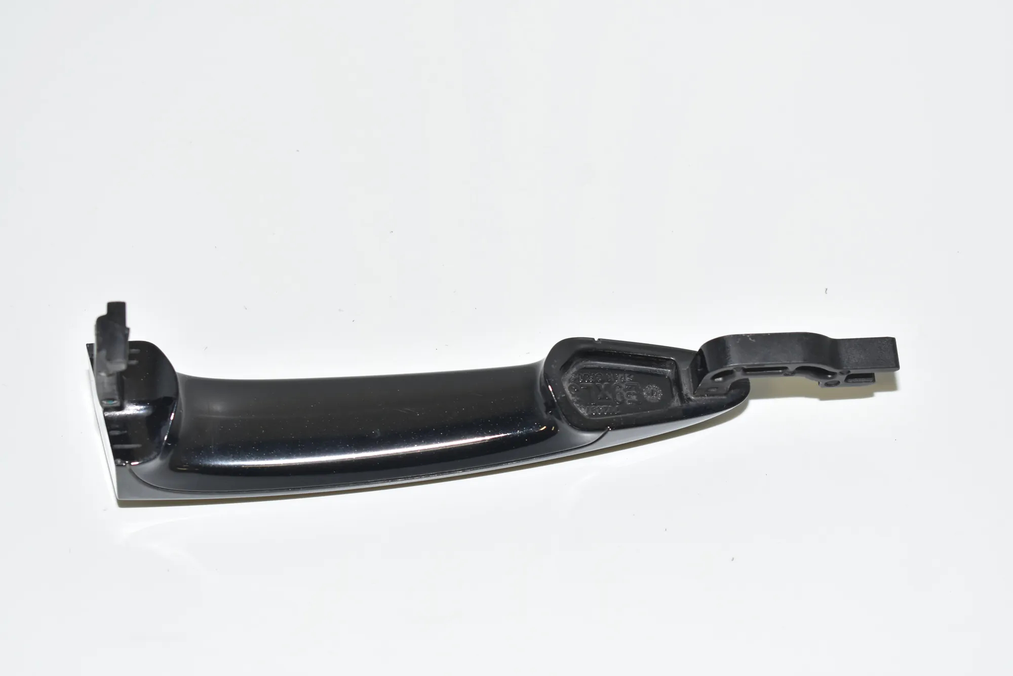 Front Left Door Exterior Handle · BMW 3 Touring (E91) BMW 3 Touring (E91) 320 d 2009 – 4