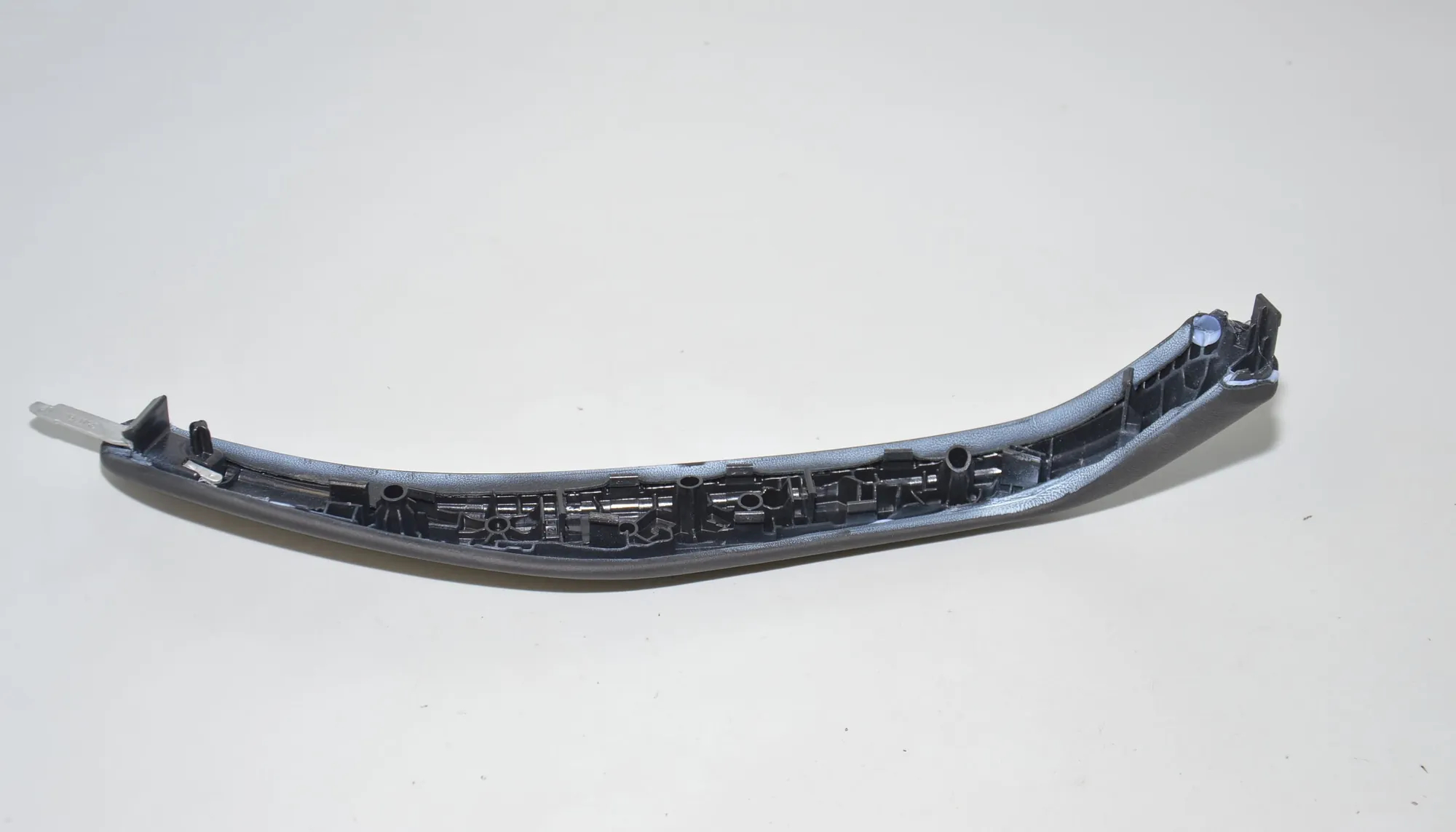Front Right Door Panel Trim – OEM 8072588 · BMW F90 BMW F90 (G30, F90) M5 2018 – 3
