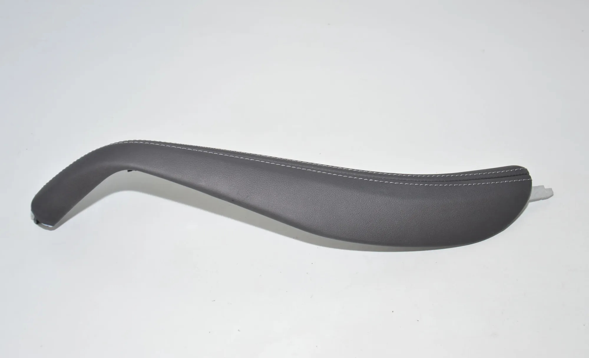 Front Right Door Panel Trim – OEM 8072588 · BMW F90 BMW F90 (G30, F90) M5 2018