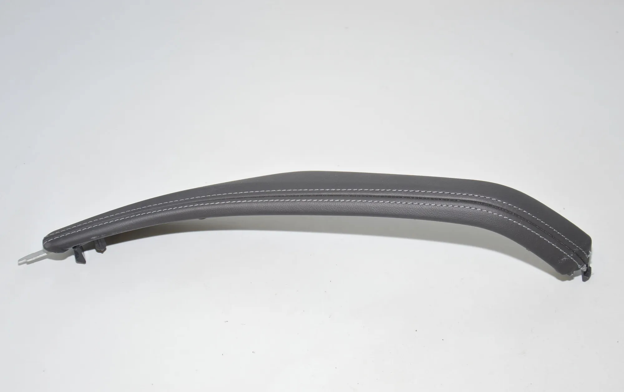 Front Right Door Panel Trim – OEM 8072588 · BMW F90 BMW F90 (G30, F90) M5 2018 – 2