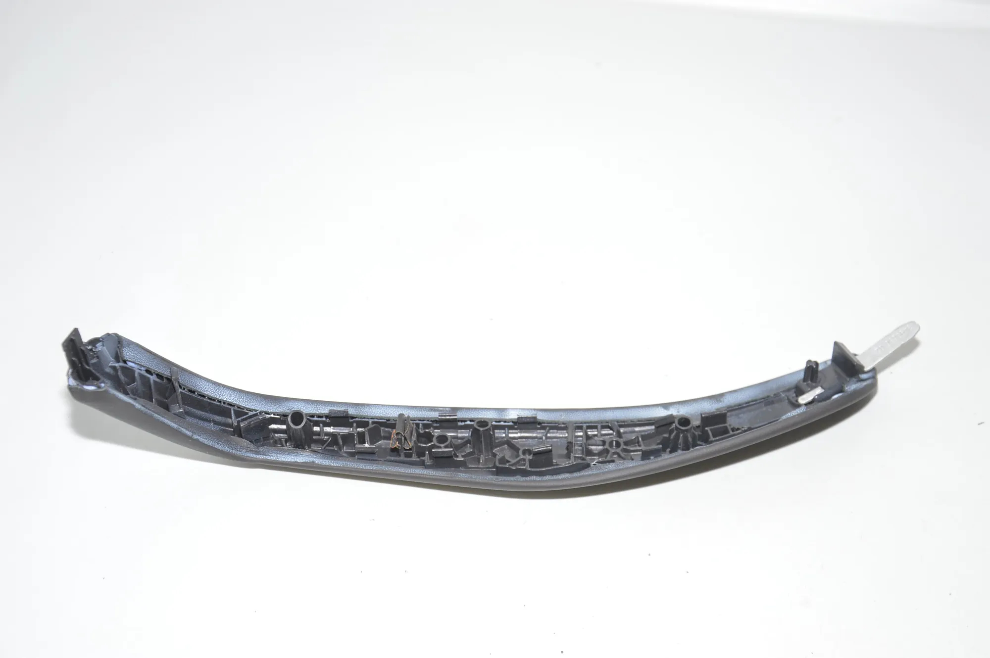 Front Left Door Panel Trim – OEM 8072587 · BMW F90 BMW F90 (G30, F90) M5 2018 – 4