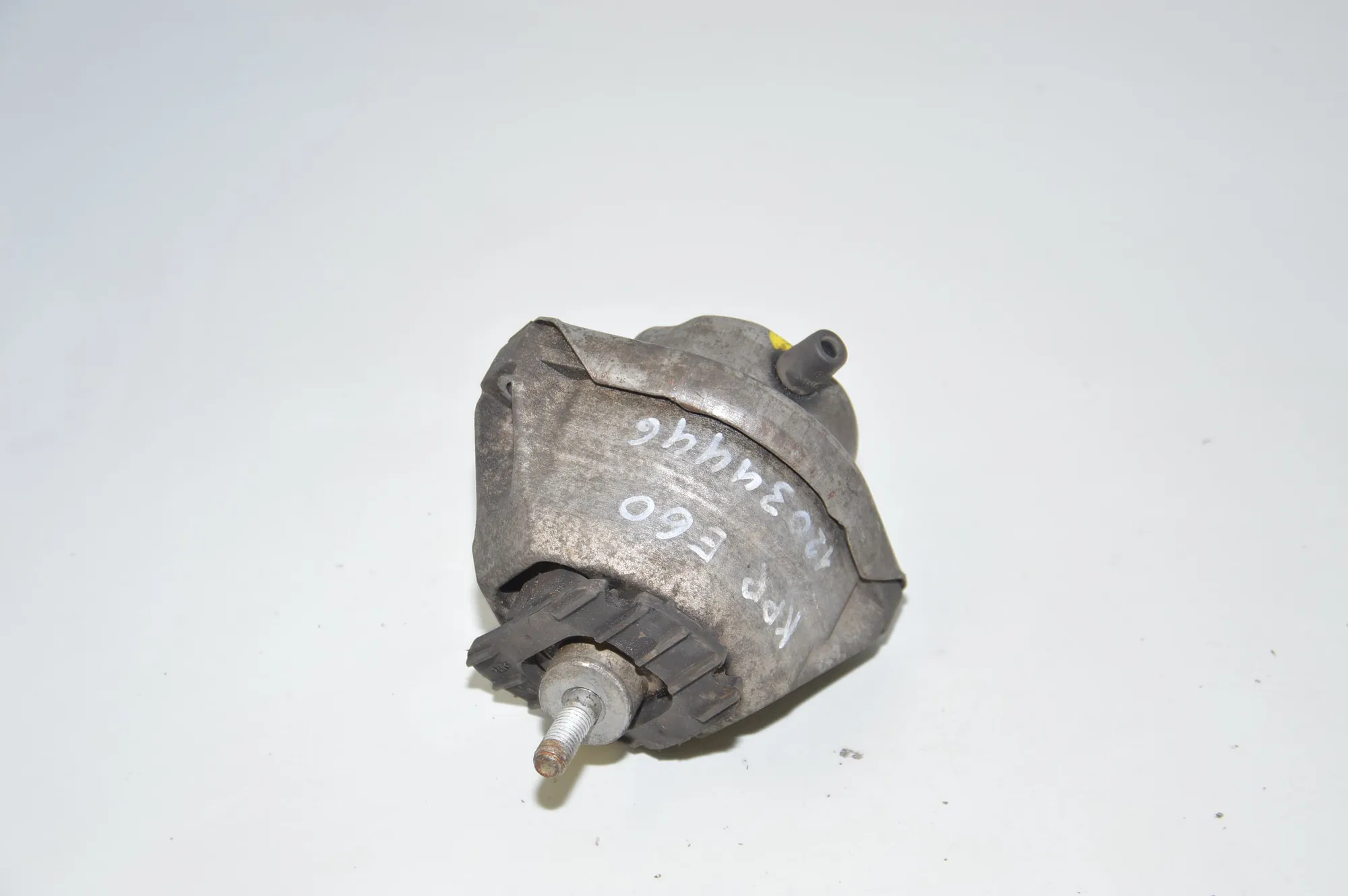 Left Side Engine Mount – OEM 6769874 · BMW 5 (E60) 520 d 2007 – 4