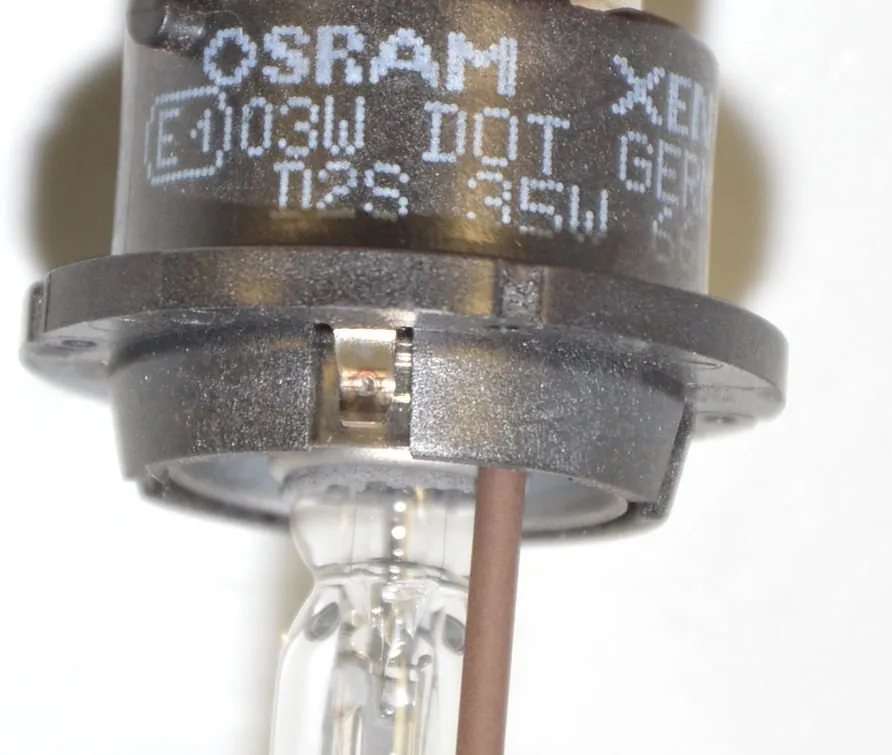 Xenon Bulb – OEM 153739 · BMW 5 Touring (E39) 525 d 2003 – 5