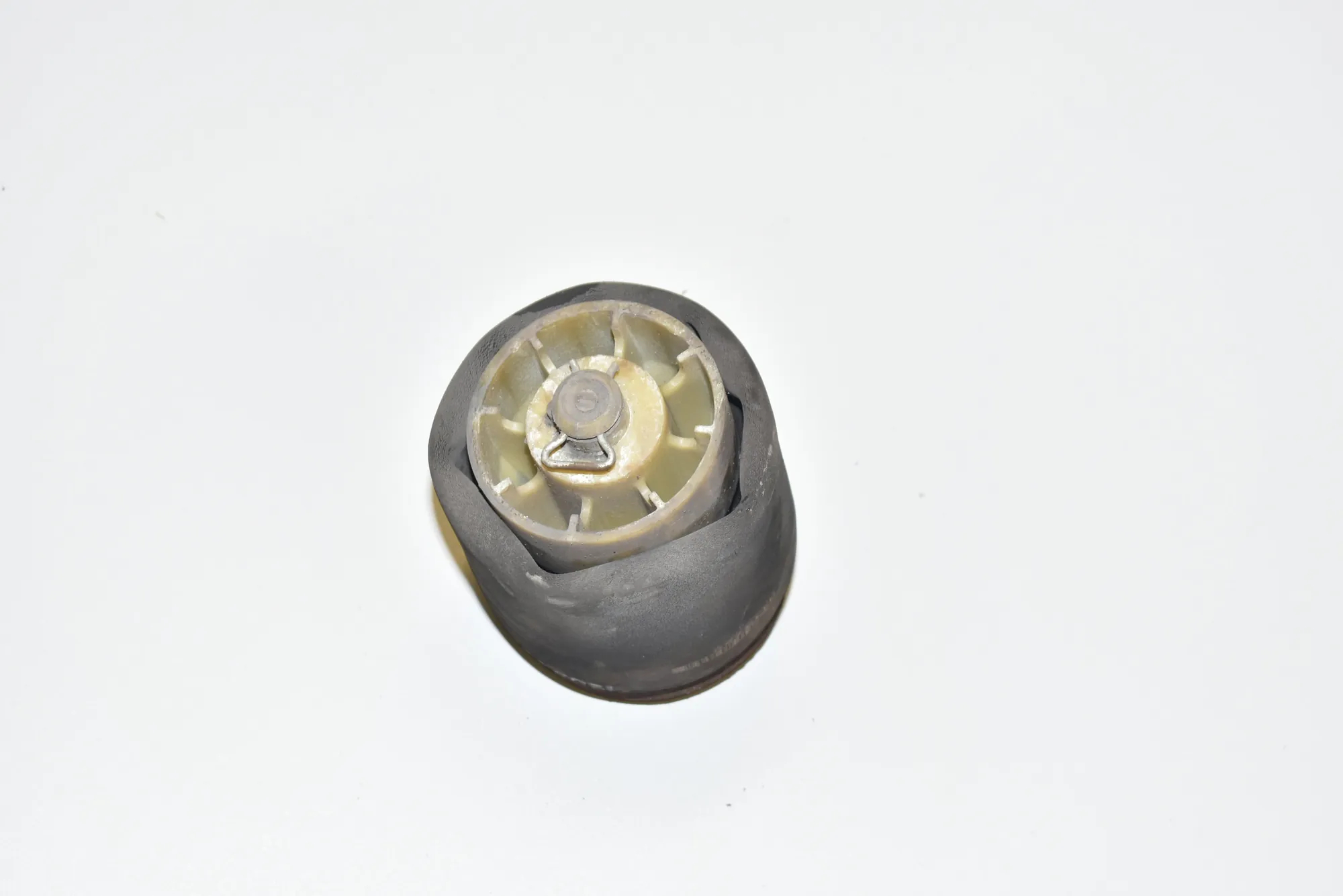 Rear Left Air Suspension Spring Bag – OEM 6750355 · BMW X5 (E53) 4.6 is 2002 – 3