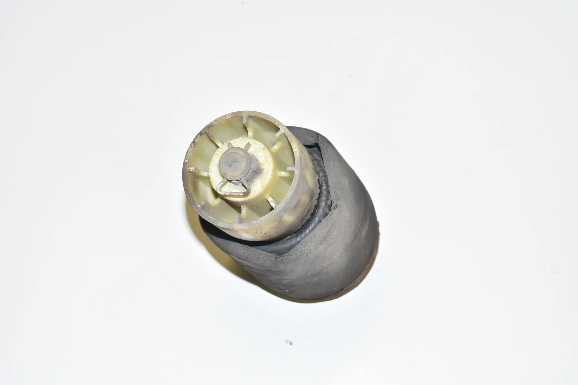 Rear Right Air Suspension Spring Bag – OEM 6750356 · BMW X5 (E53) 4.6 is 2002 – 3