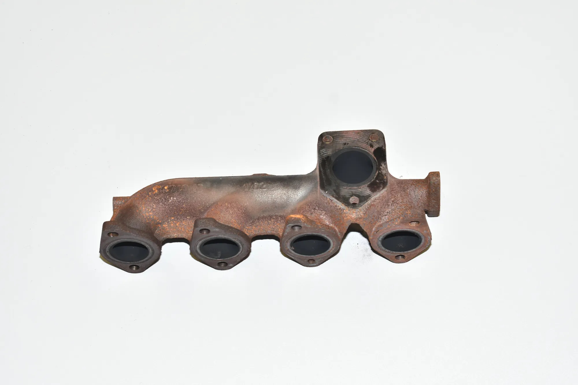 Exhaust Manifold – OEM 7797389 · BMW 5 (E60) 520 d 2007 – 4