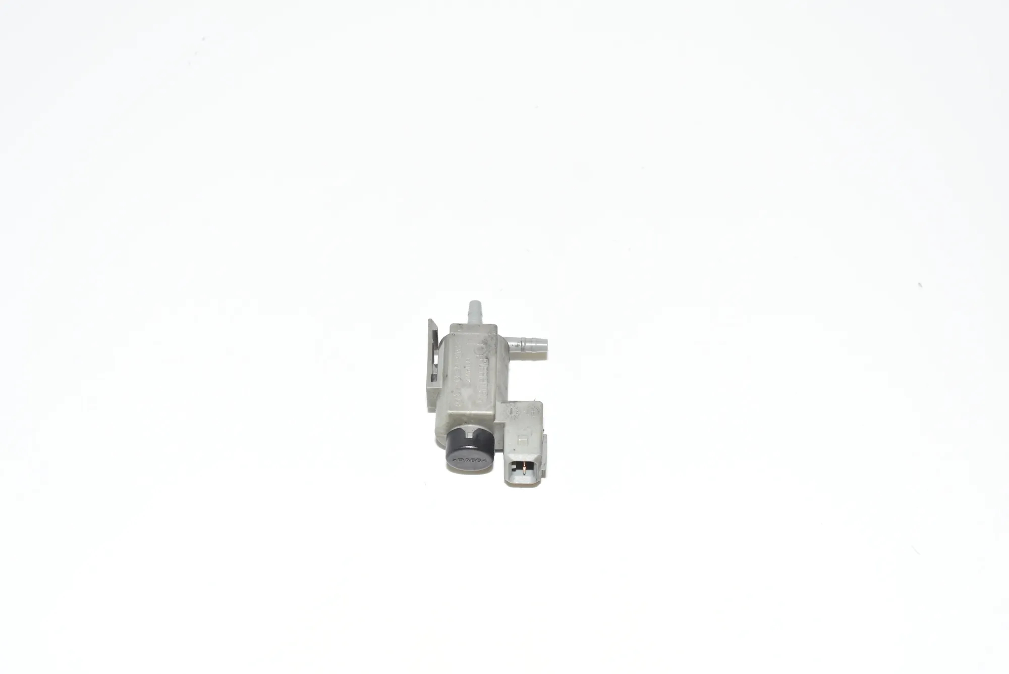 Solenoid Valve – OEM 7537612 · BMW 5 (E60) 520 d 2007 – 2