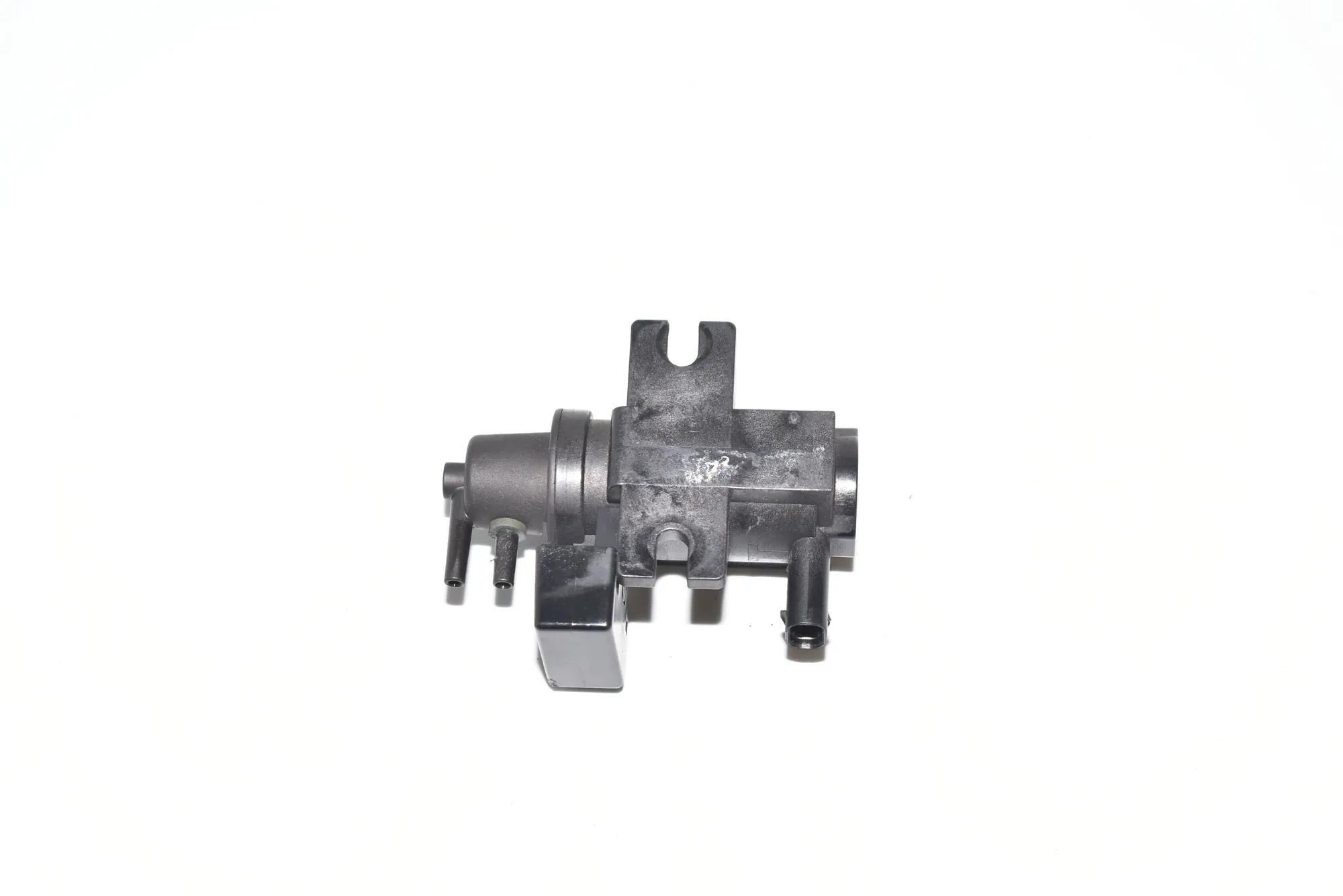 Solenoid Valve – OEM 7805391 · BMW 5 (E60) 520 d 2007 – 3